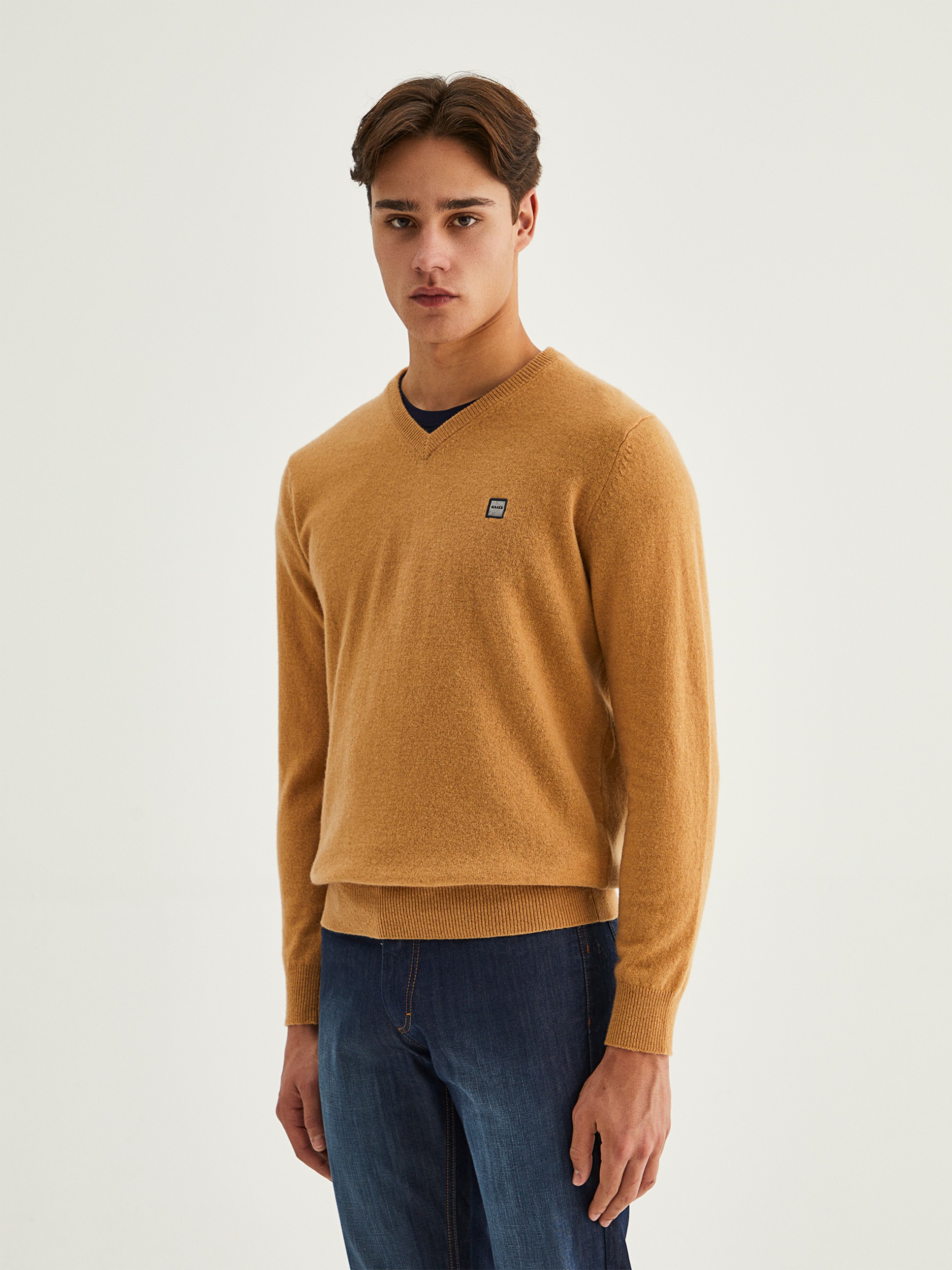 Jersey con cuello de pico