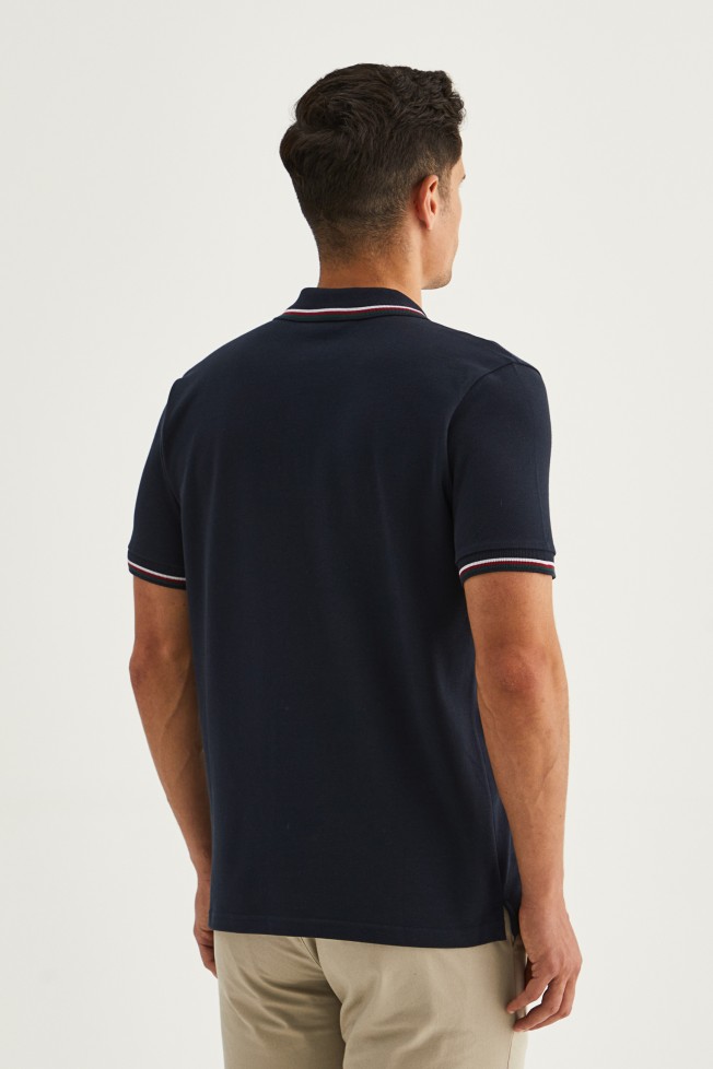 Polo piqué 100% algodão Polo piqué 100% algodão