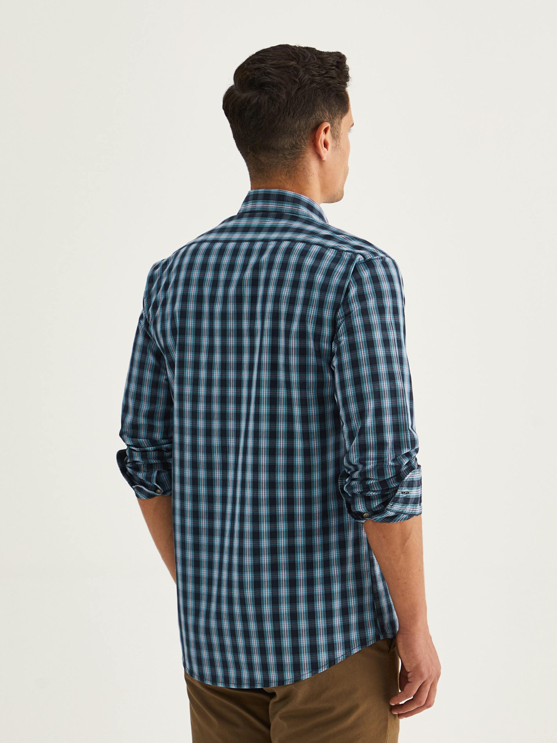 Camisa slim fit a cuadros