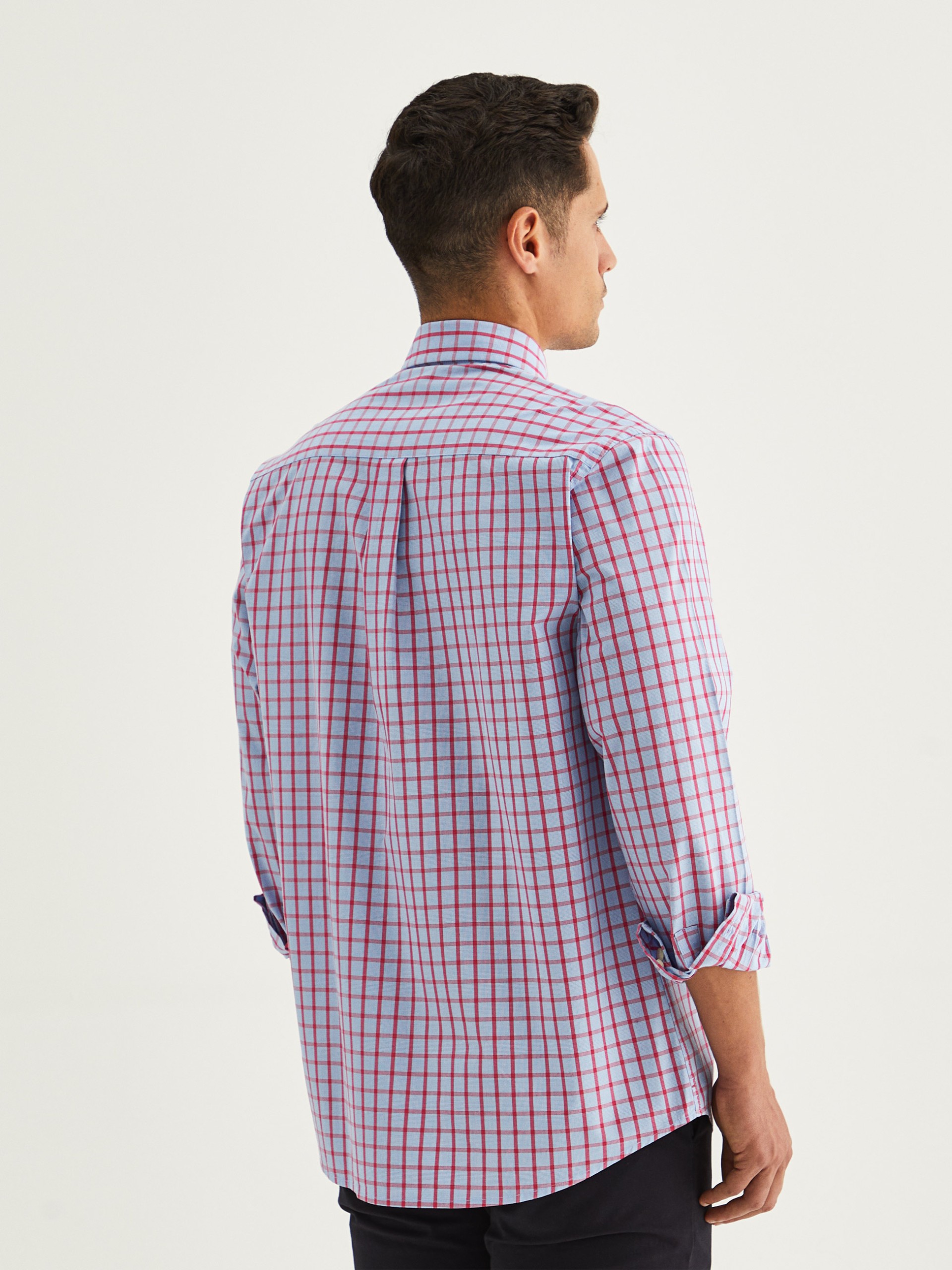 Camisa regular fit a cuadros