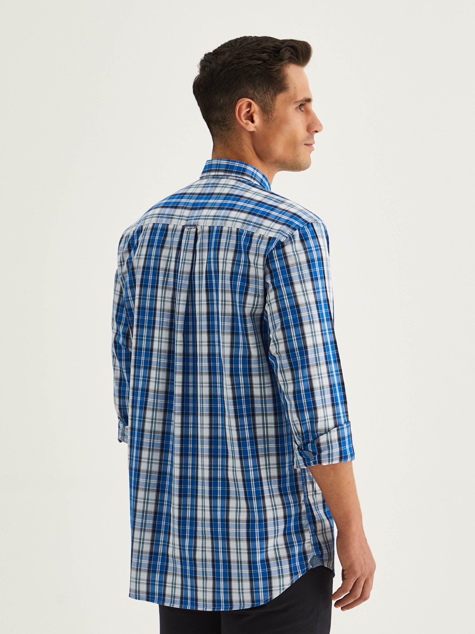 Camisa regular fit a cuadros