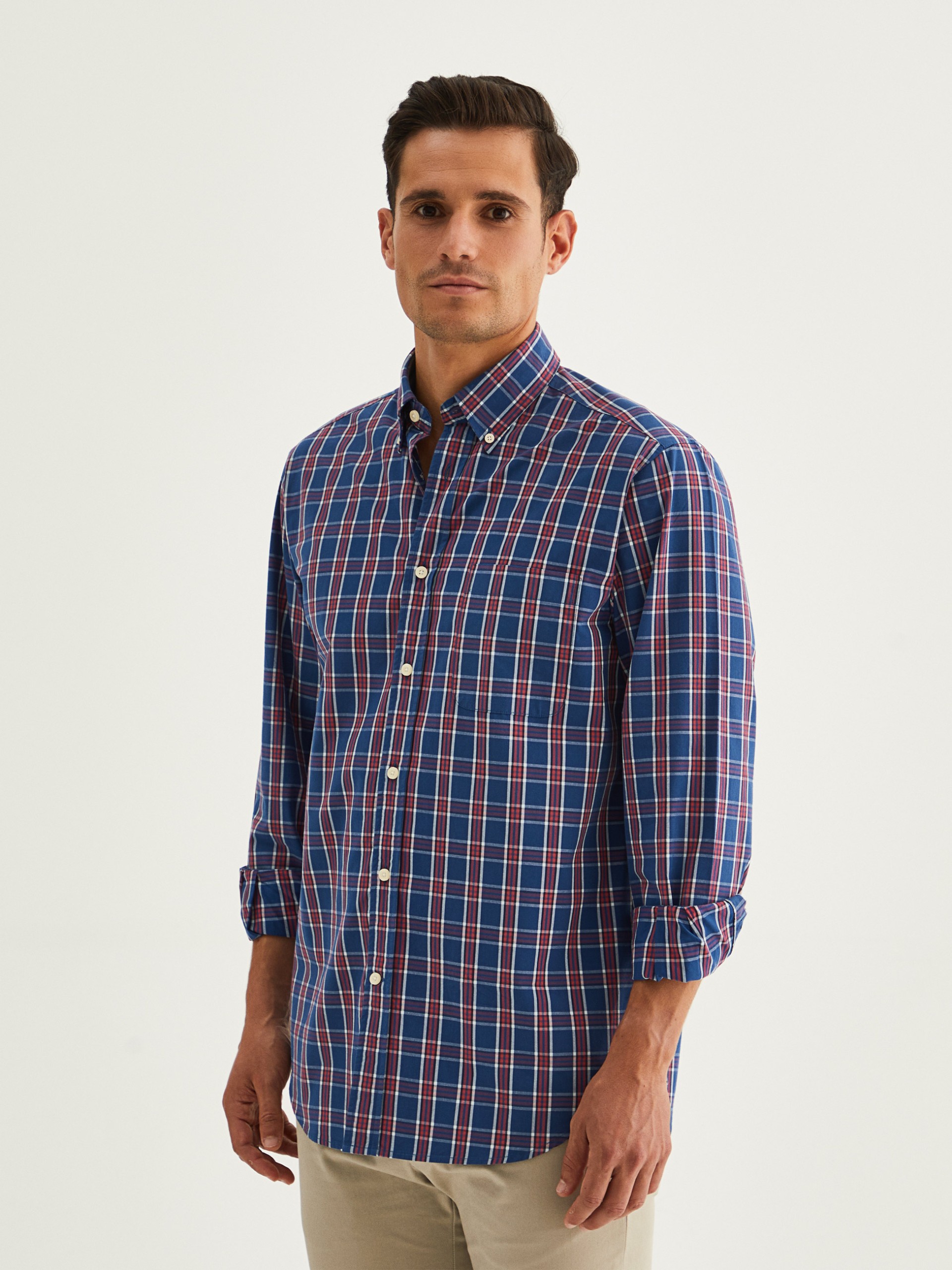 Camisa regular fit a cuadros