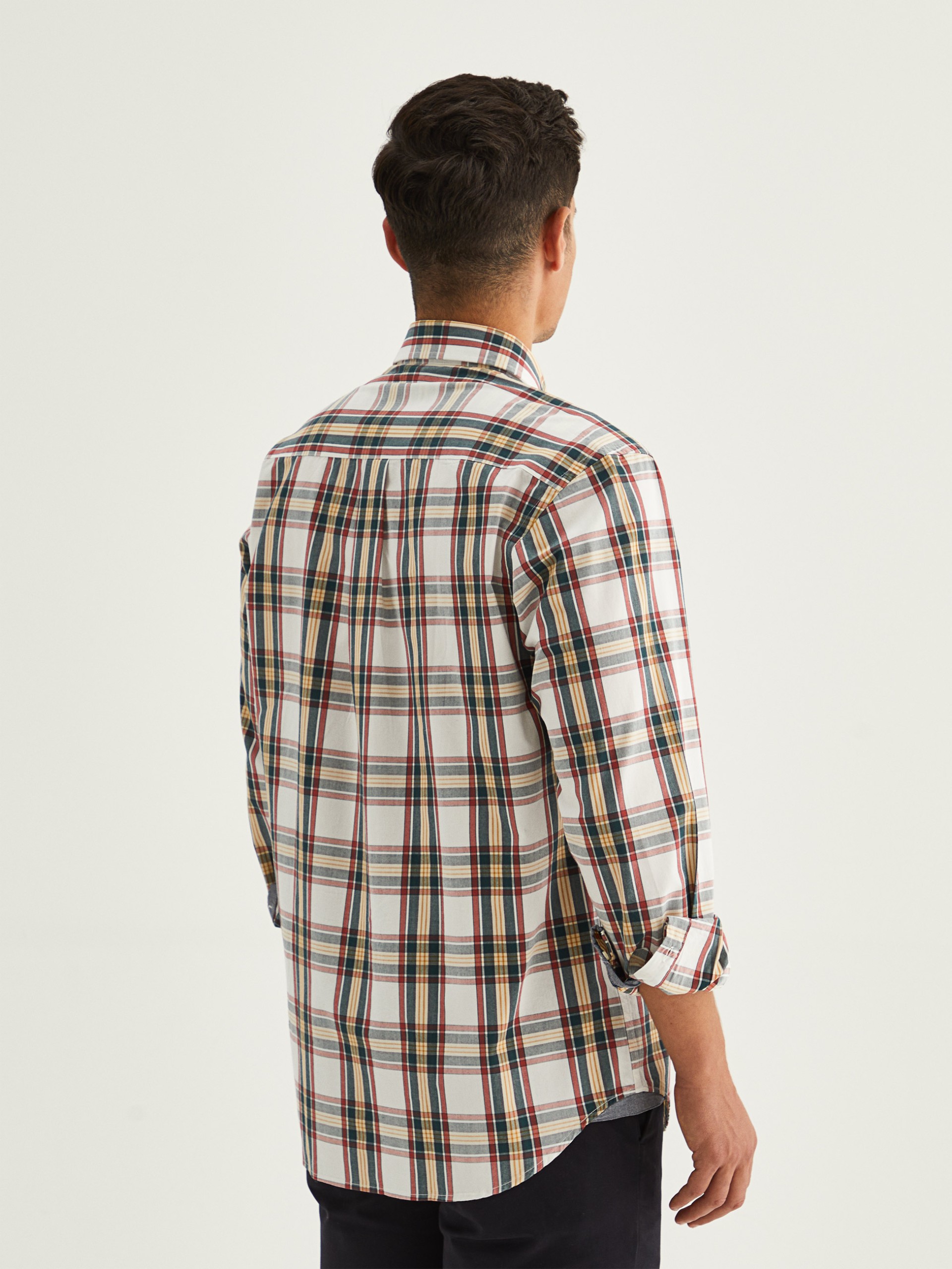 Camisa regular fit a cuadros