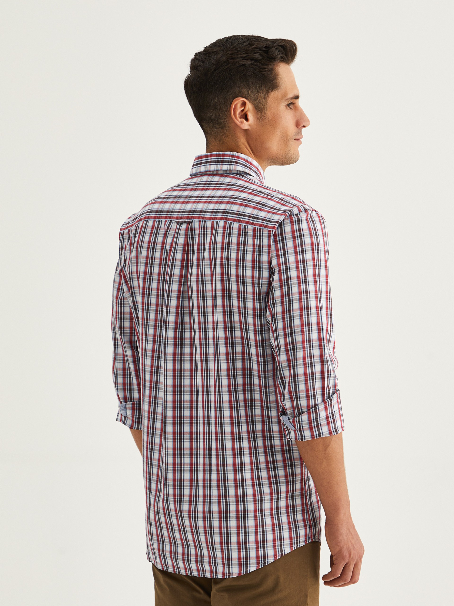 Camisa regular fit a cuadros