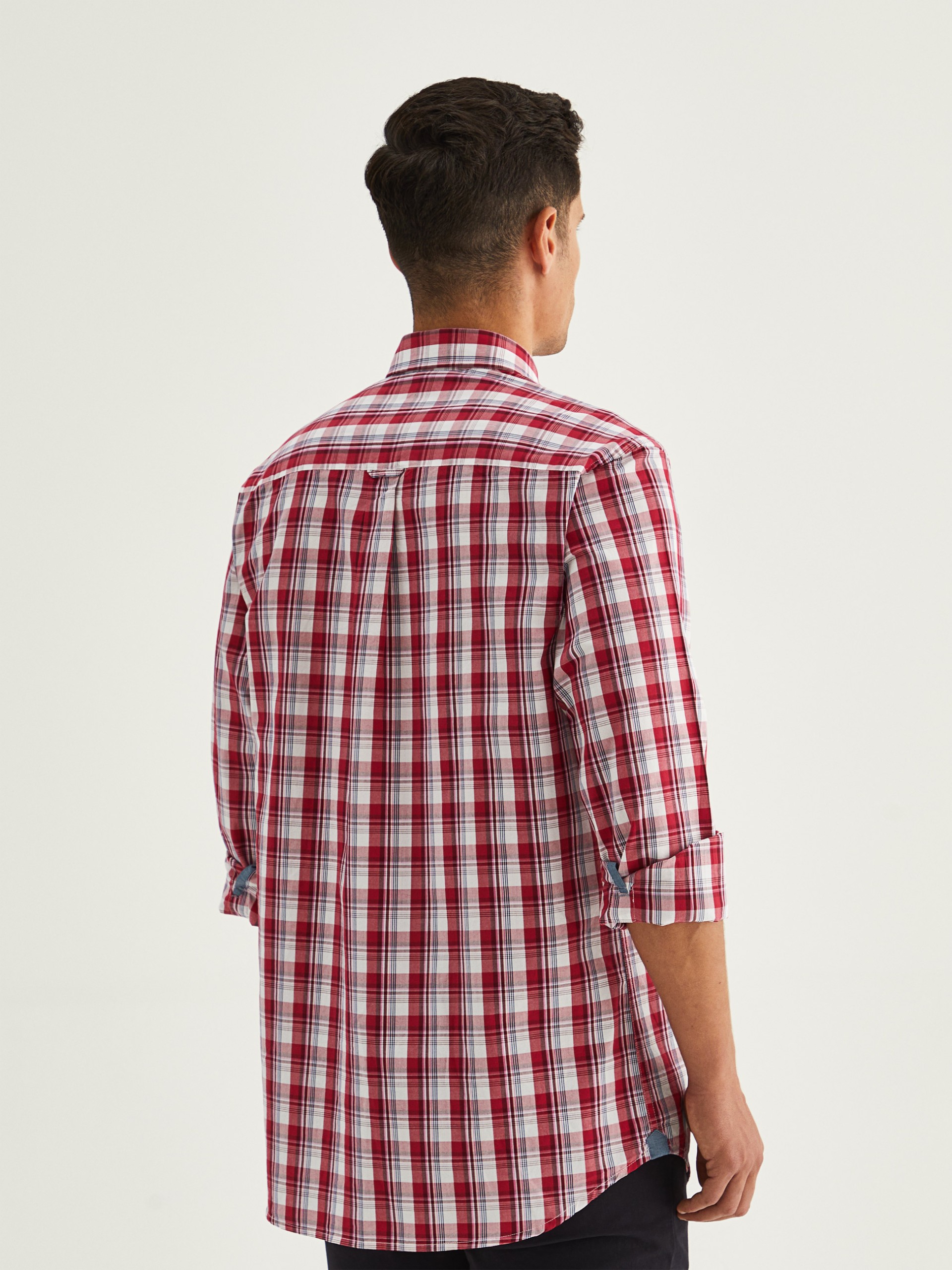 Camisa regular fit a cuadros