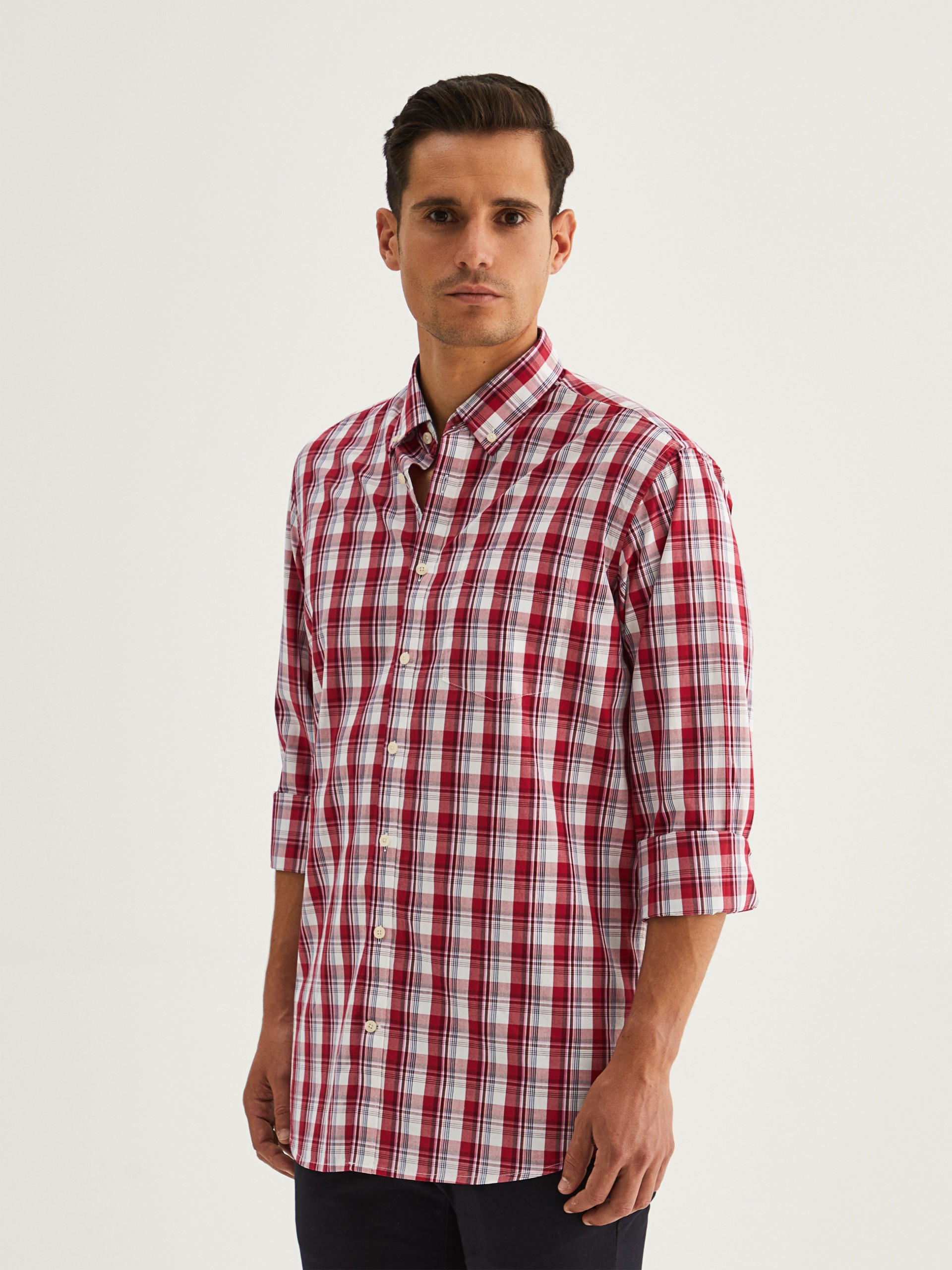 Camisa regular fit a cuadros