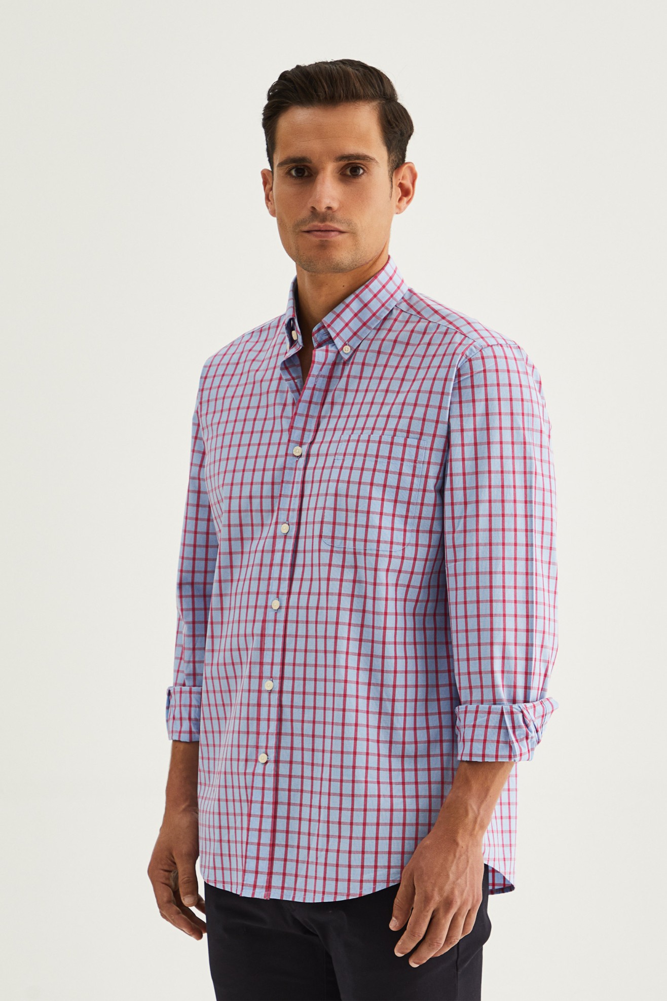 Camisa regular fit a cuadros 