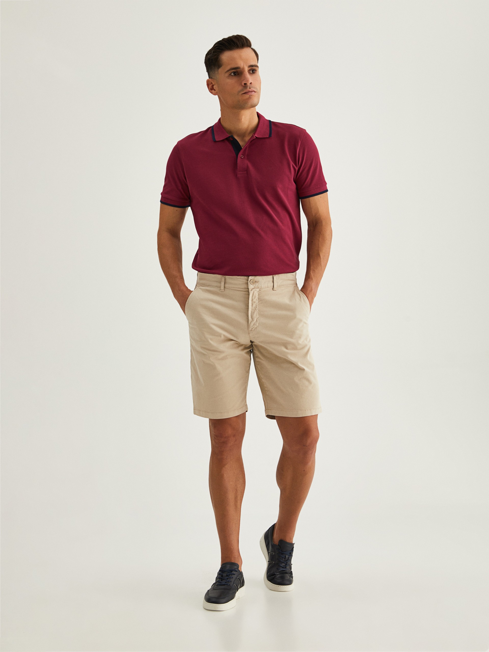 Pantalón chino regular fit