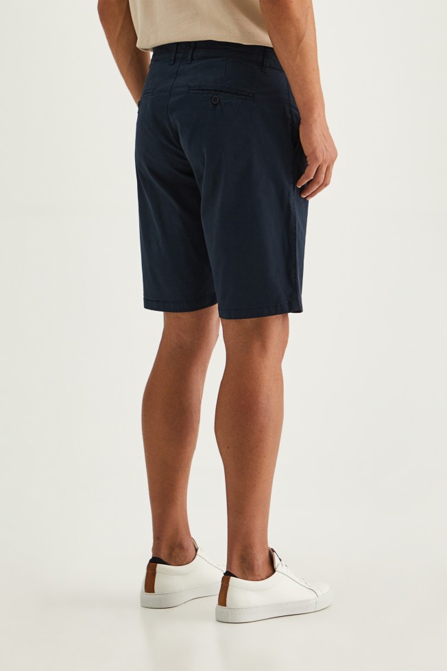 Pantalón chino regular fit Pantalón chino regular fit