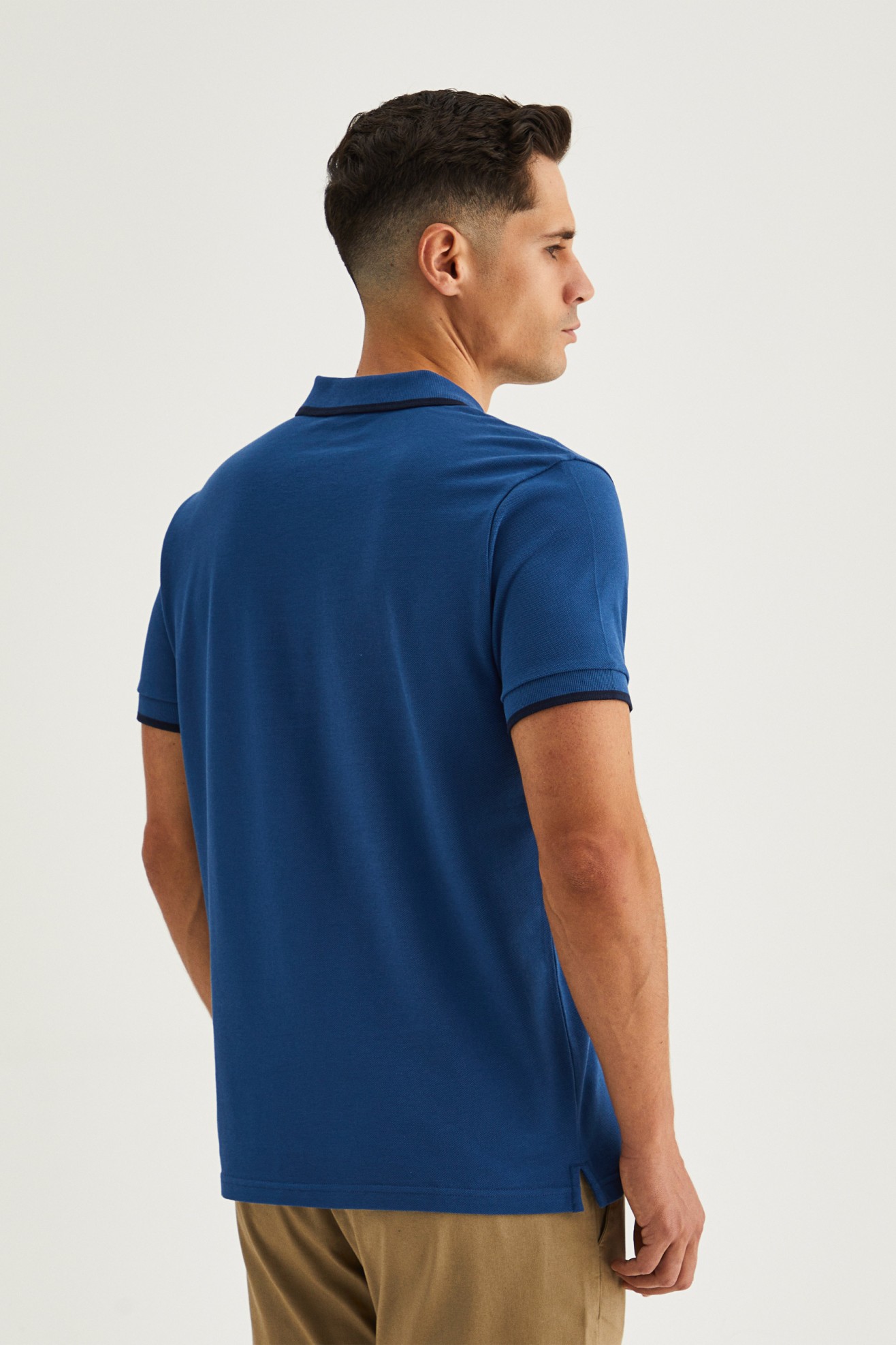 Polo piqué 100% algodão