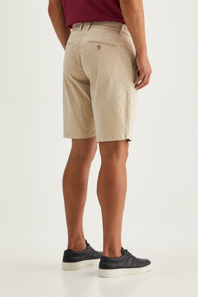 Pantalón chino regular fit Pantalón chino regular fit