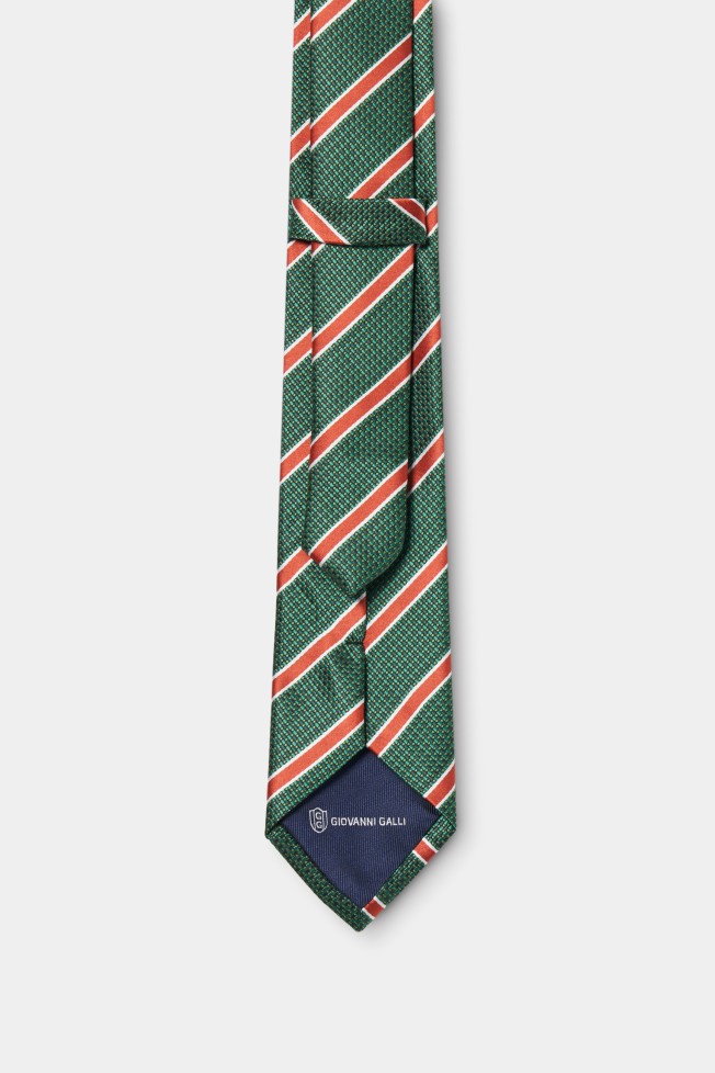 Corbata con estampado de rayas