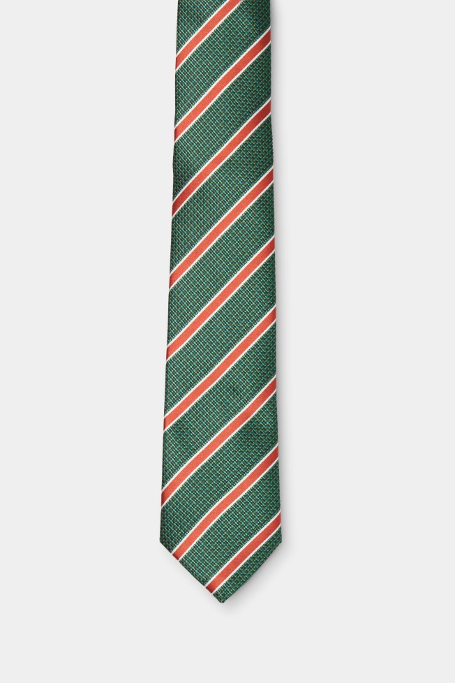 Corbata con estampado de rayas
