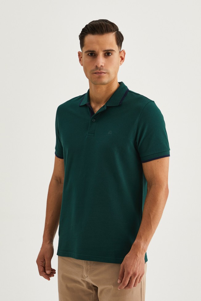 Polo piqué 100% algodão Polo piqué 100% algodão