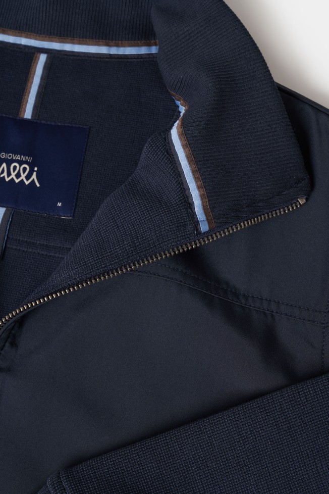 Chaqueta de tejido técnico  Chaqueta de tejido técnico