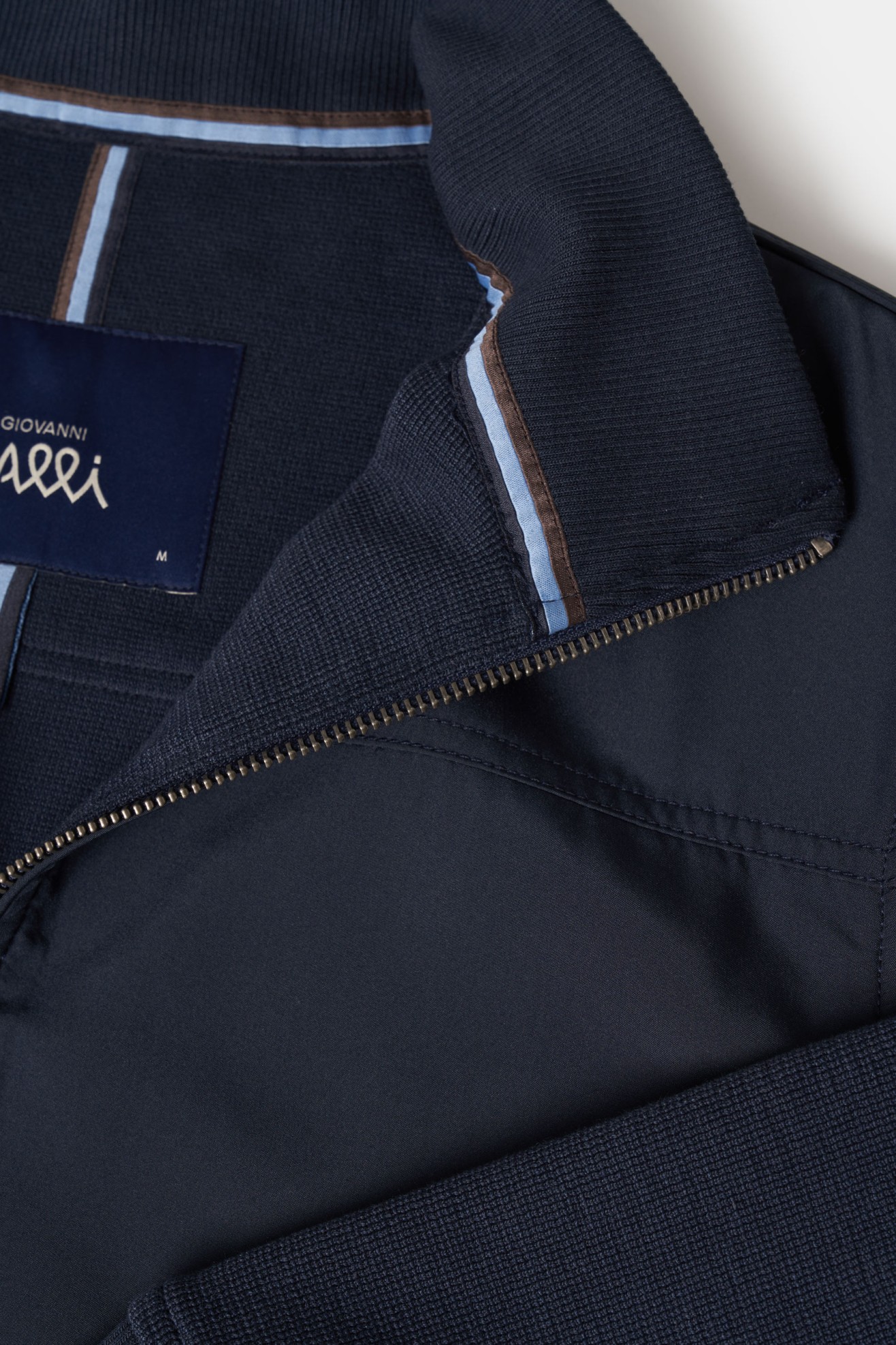 Chaqueta de tejido técnico