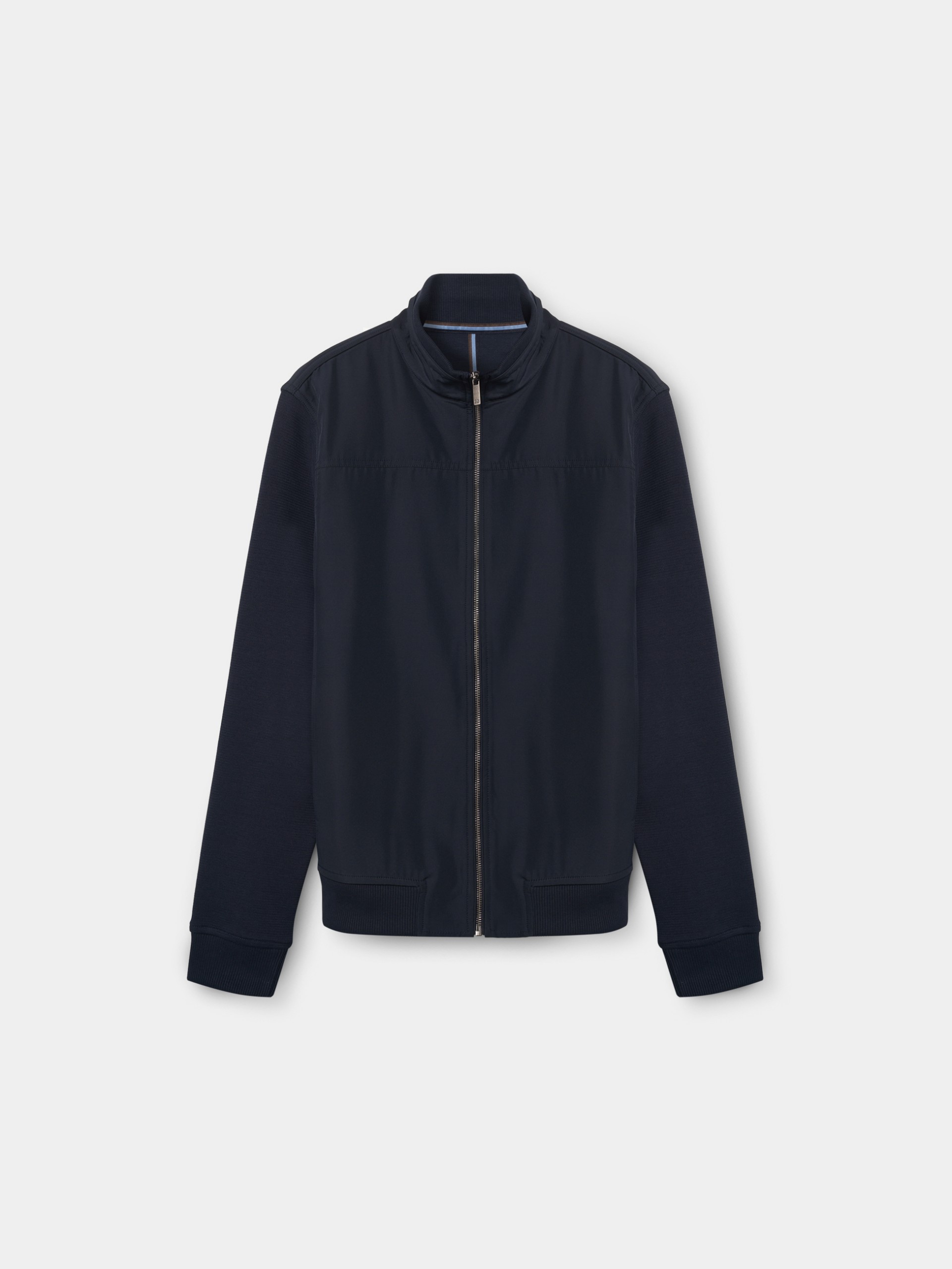 Chaqueta de tejido técnico