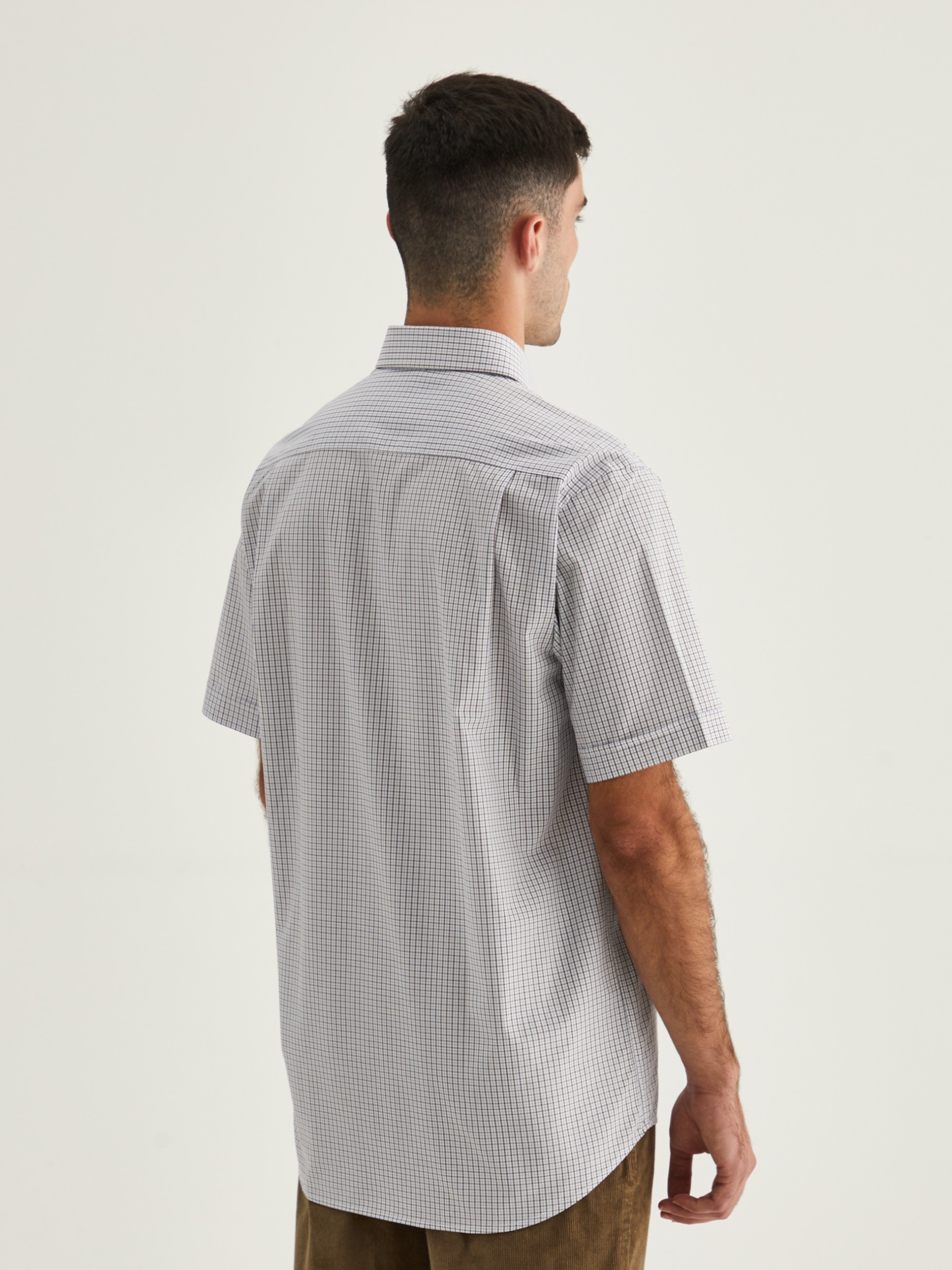 Camisa Clásica Media Manga