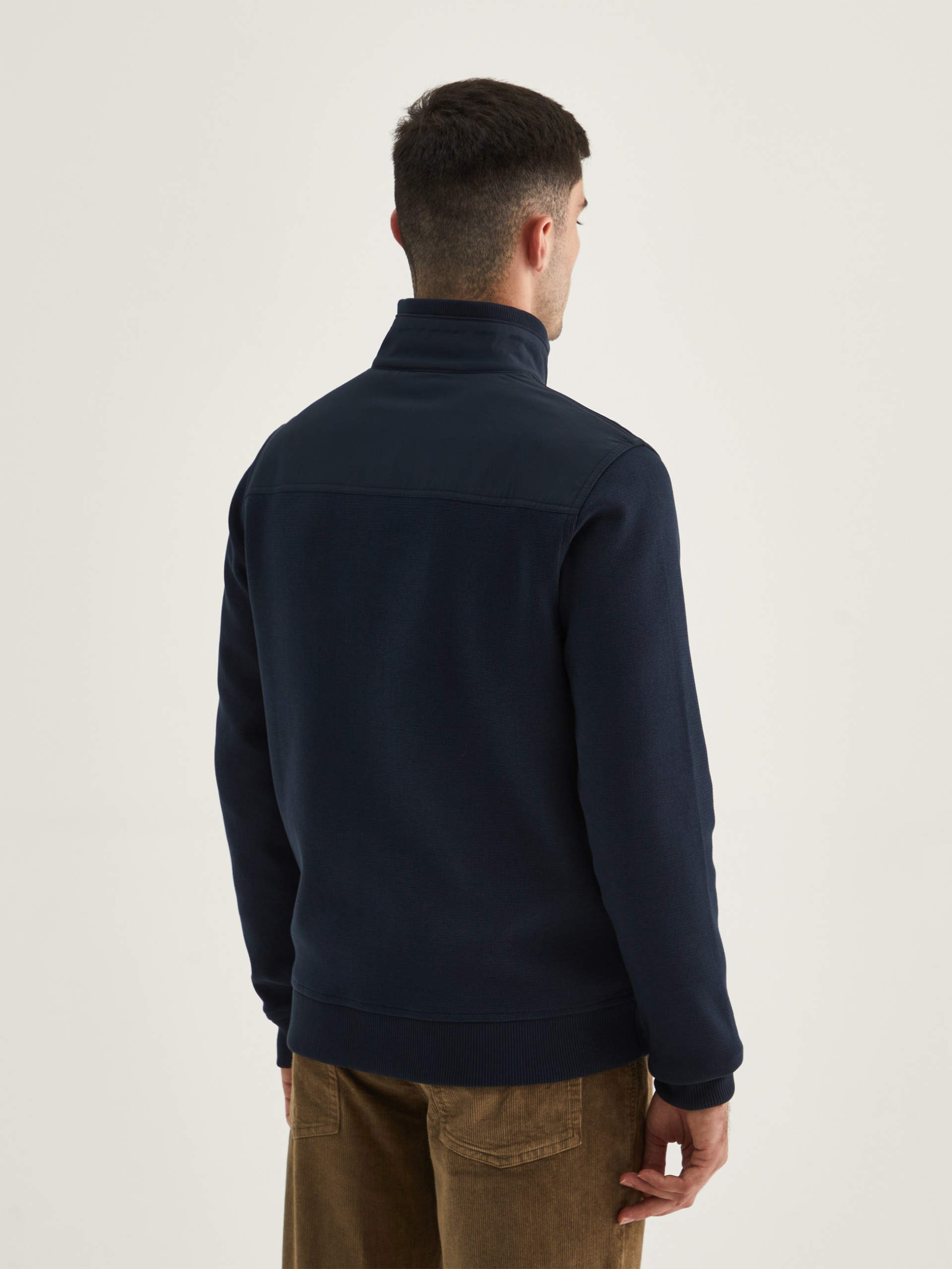 Chaqueta de tejido técnico