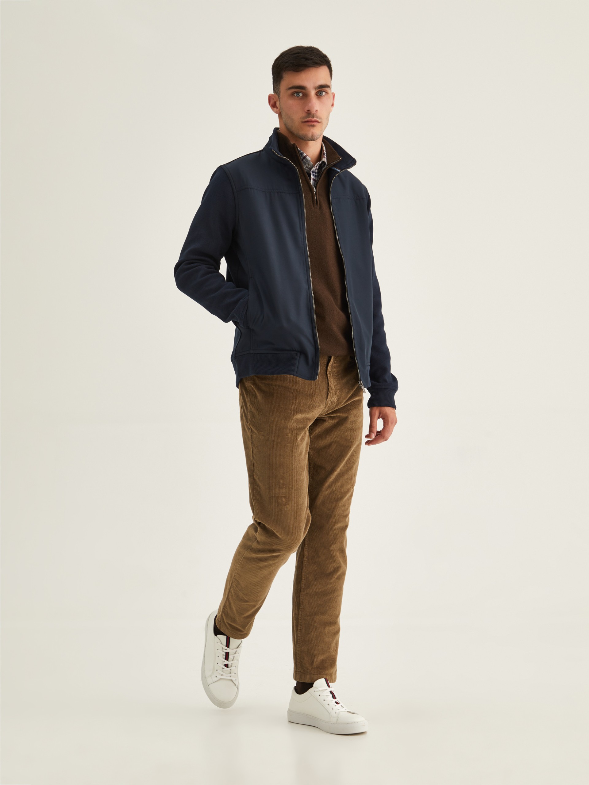 Chaqueta de tejido técnico