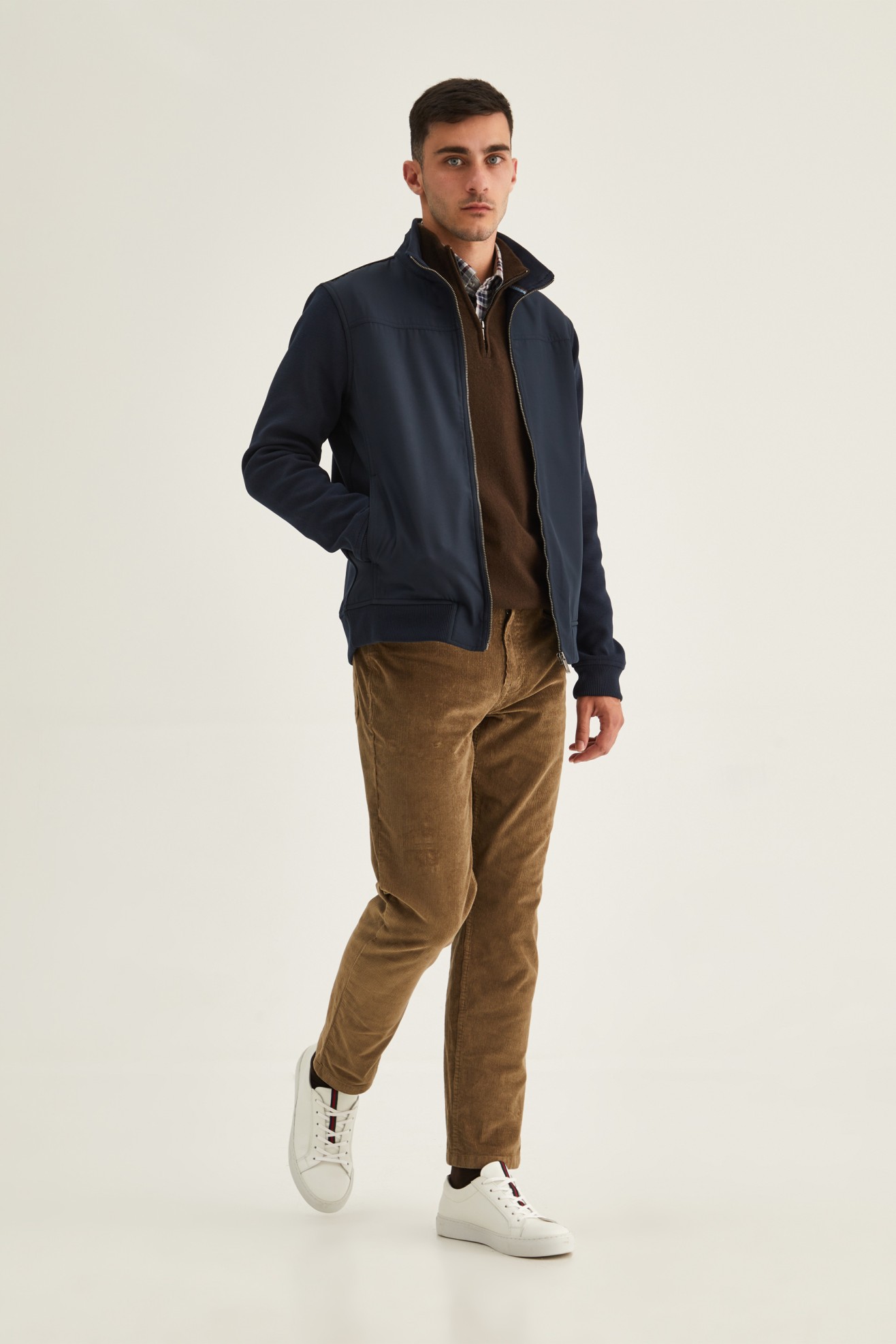 Chaqueta de tejido técnico