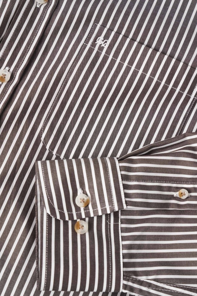 Camisa regular fit a rayas 100% algodón  Camisa regular fit a rayas 100% algodón
