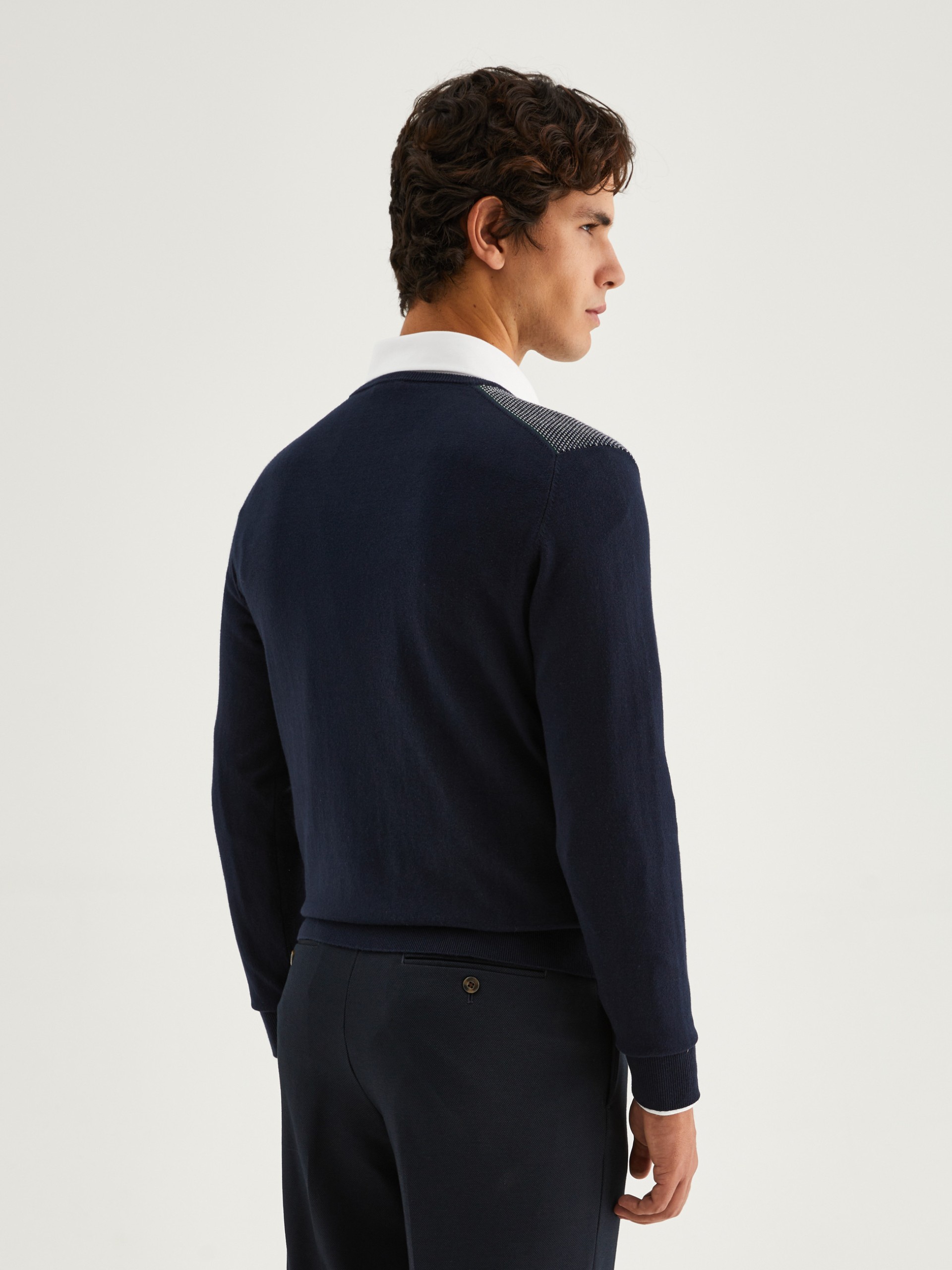 Jersey con cuello de pico