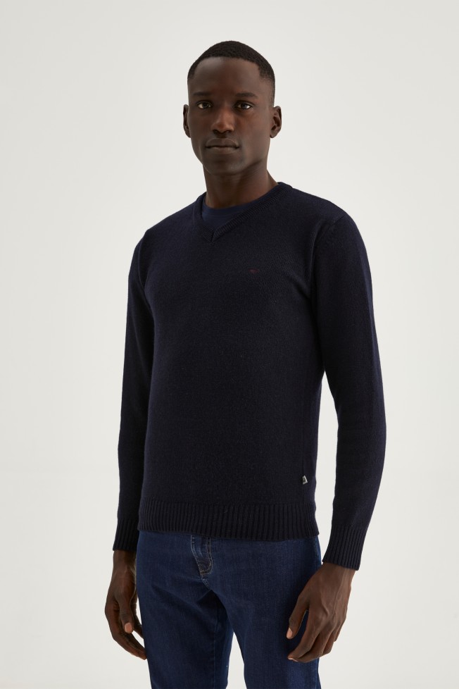 Pullover com decote em V