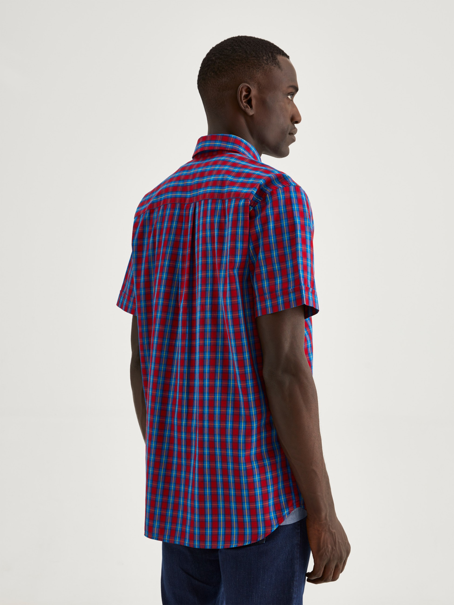 Camisa Deportiva Media Manga