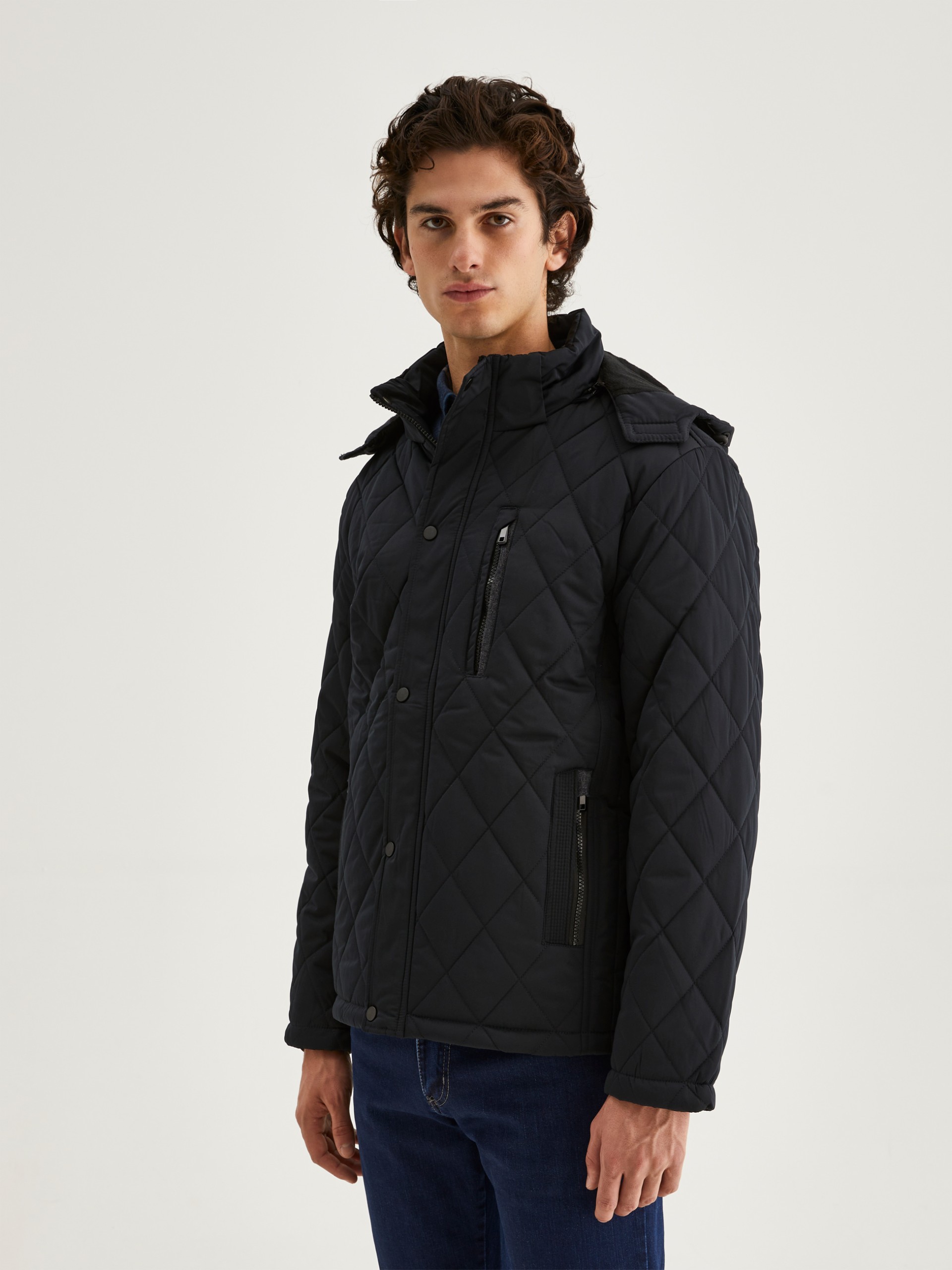 Cazadora repelente al agua