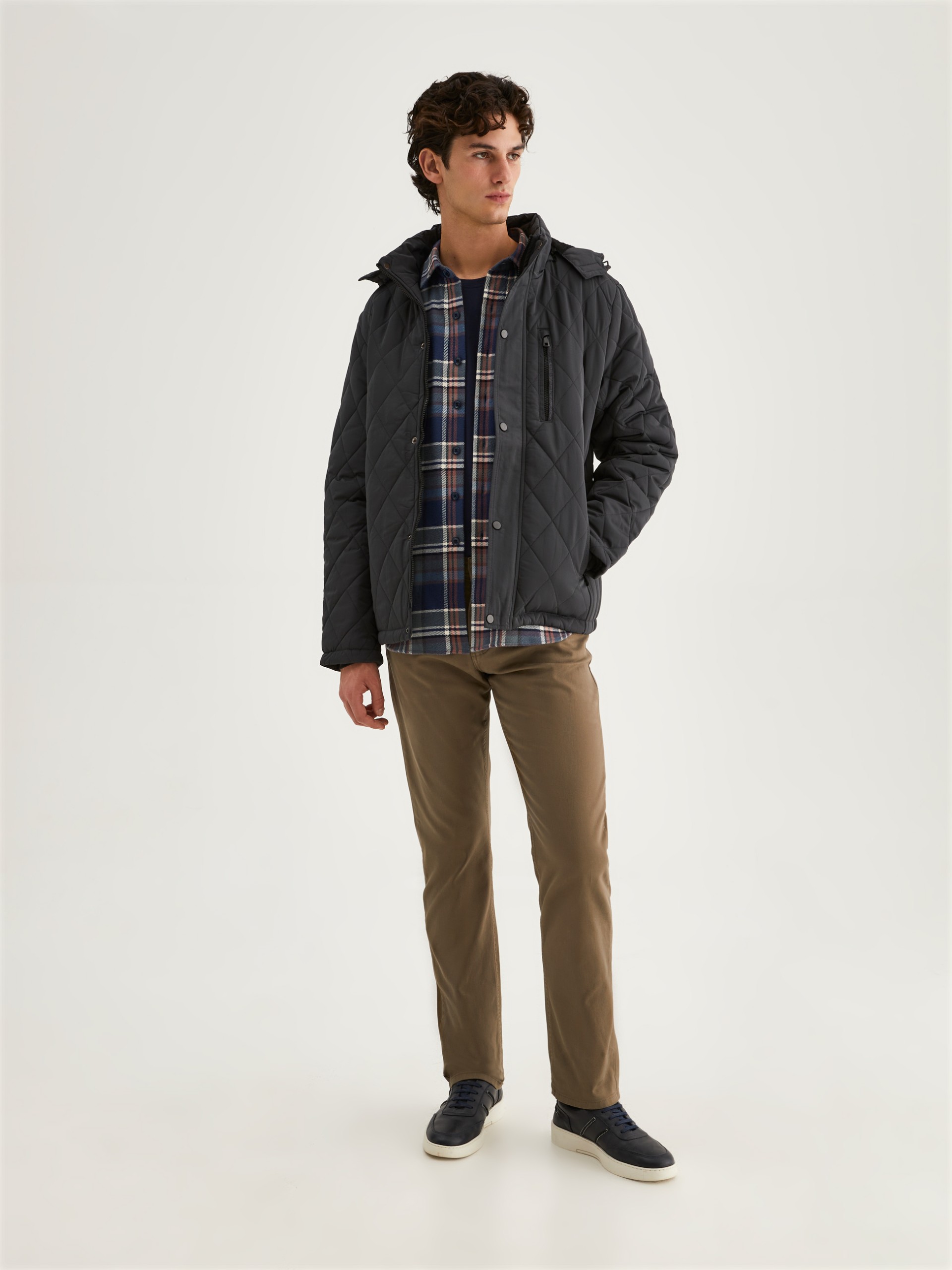 Cazadora repelente al agua