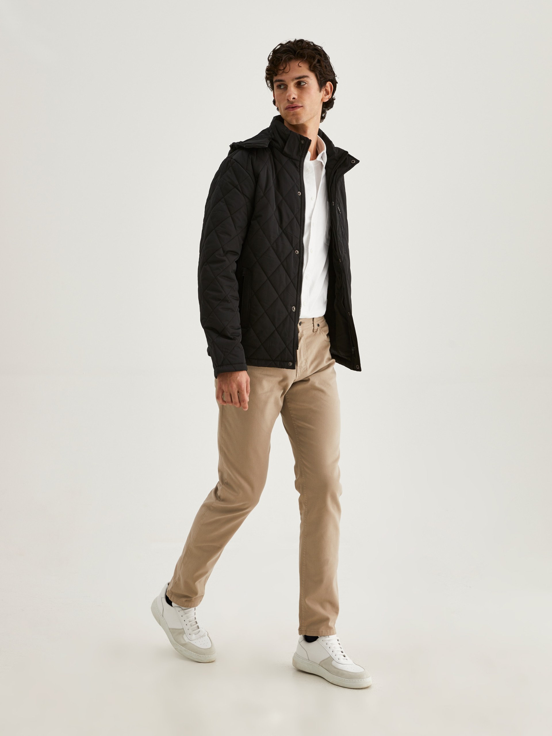 Cazadora repelente al agua