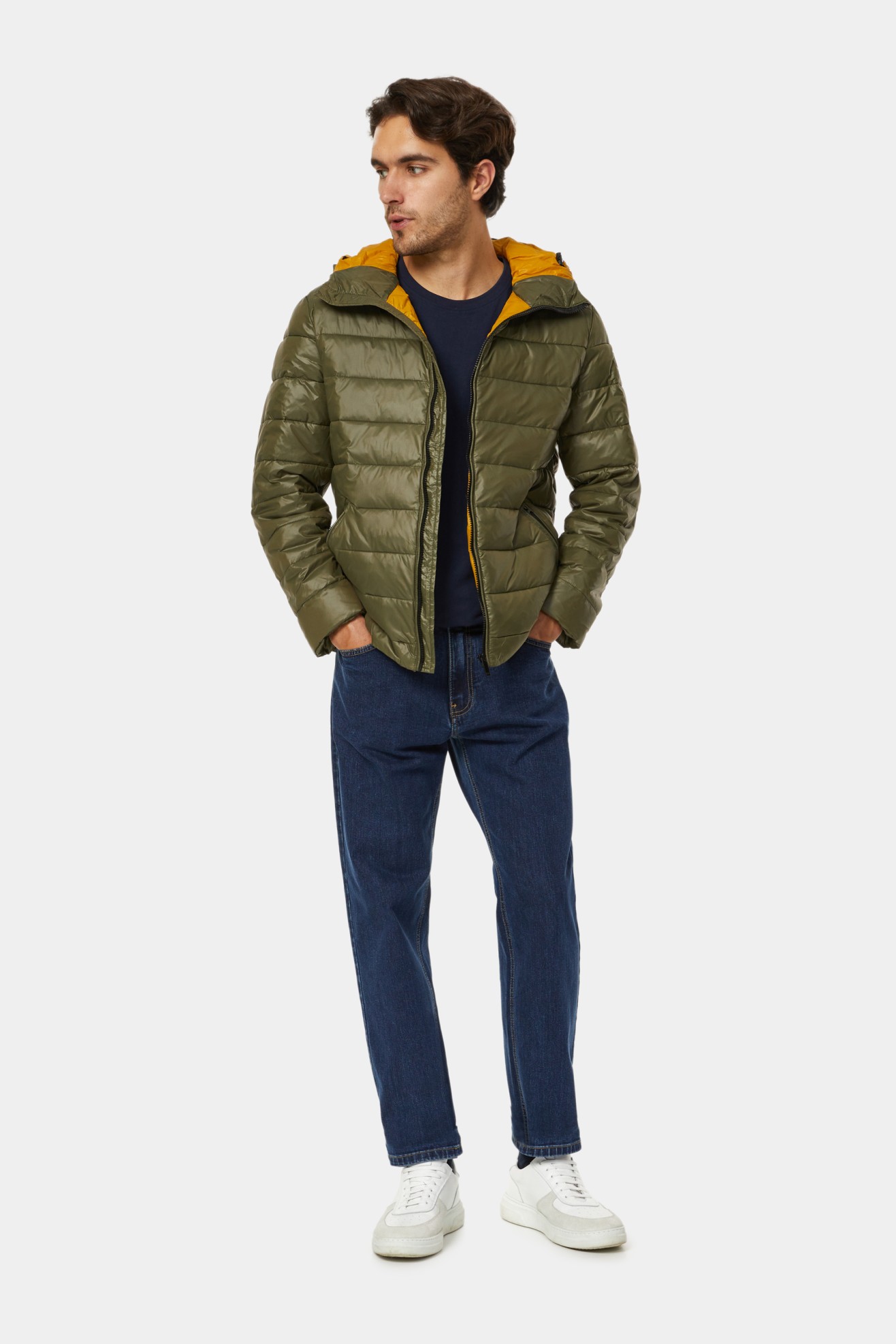 Chaqueta acolchada con capucha