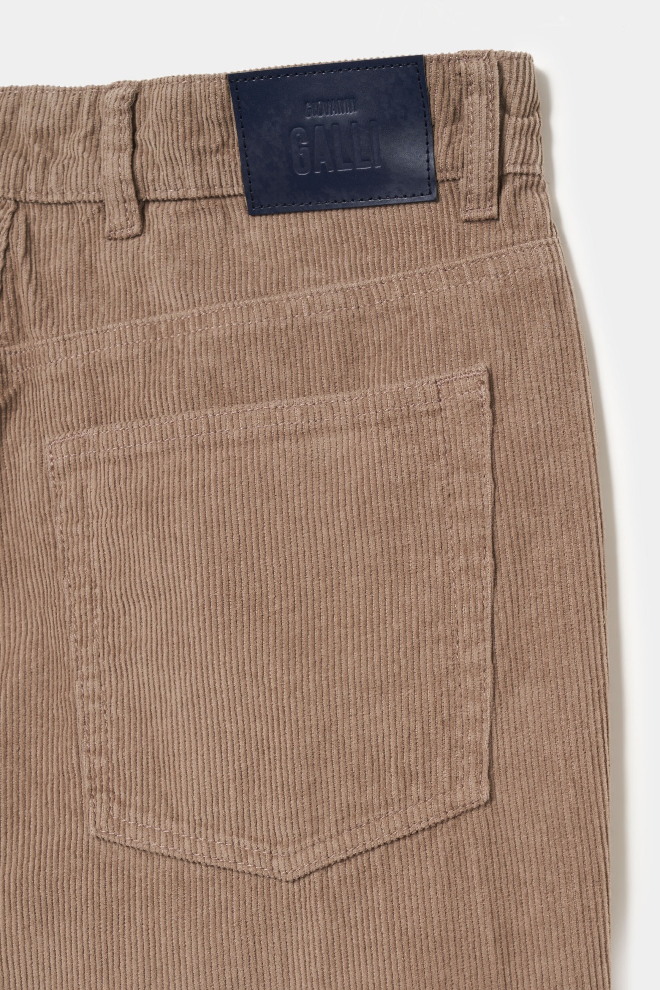Pantalón de pana regular fit
