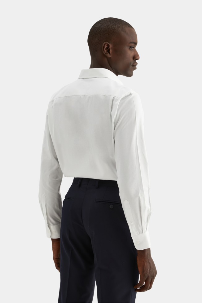 Camisa regular fit com bolso