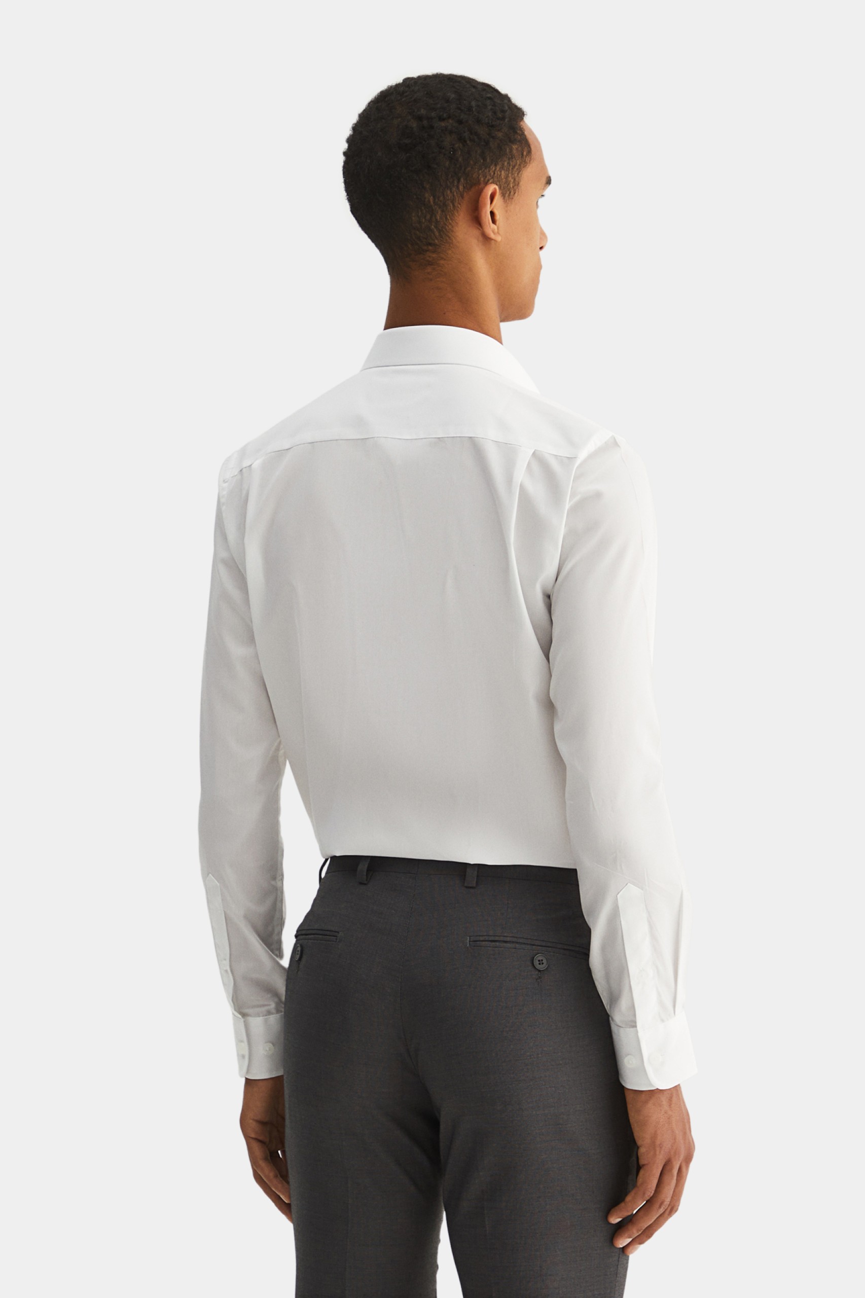 Camisa clásica de corte regular