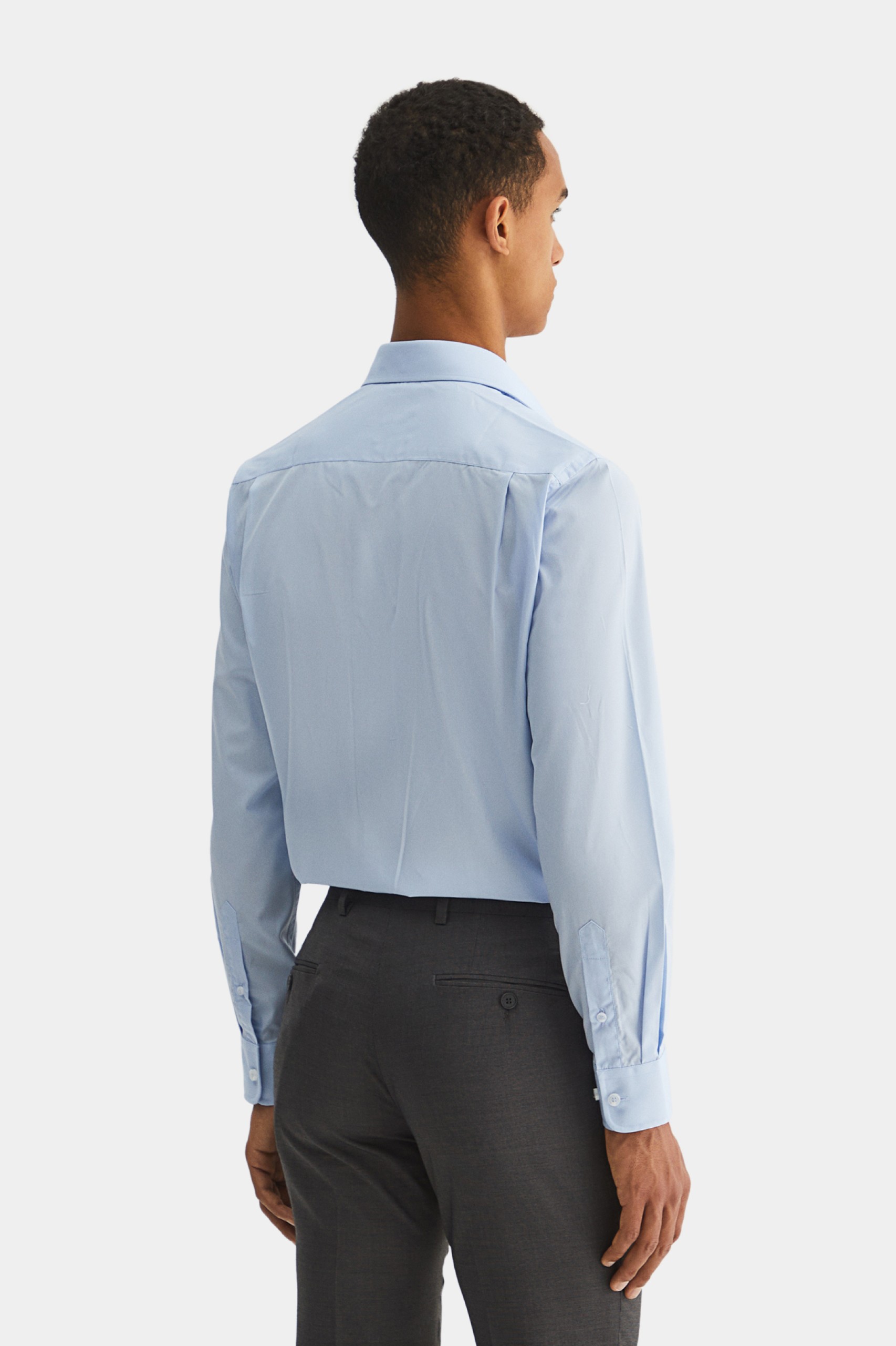 Camisa clásica de corte regular