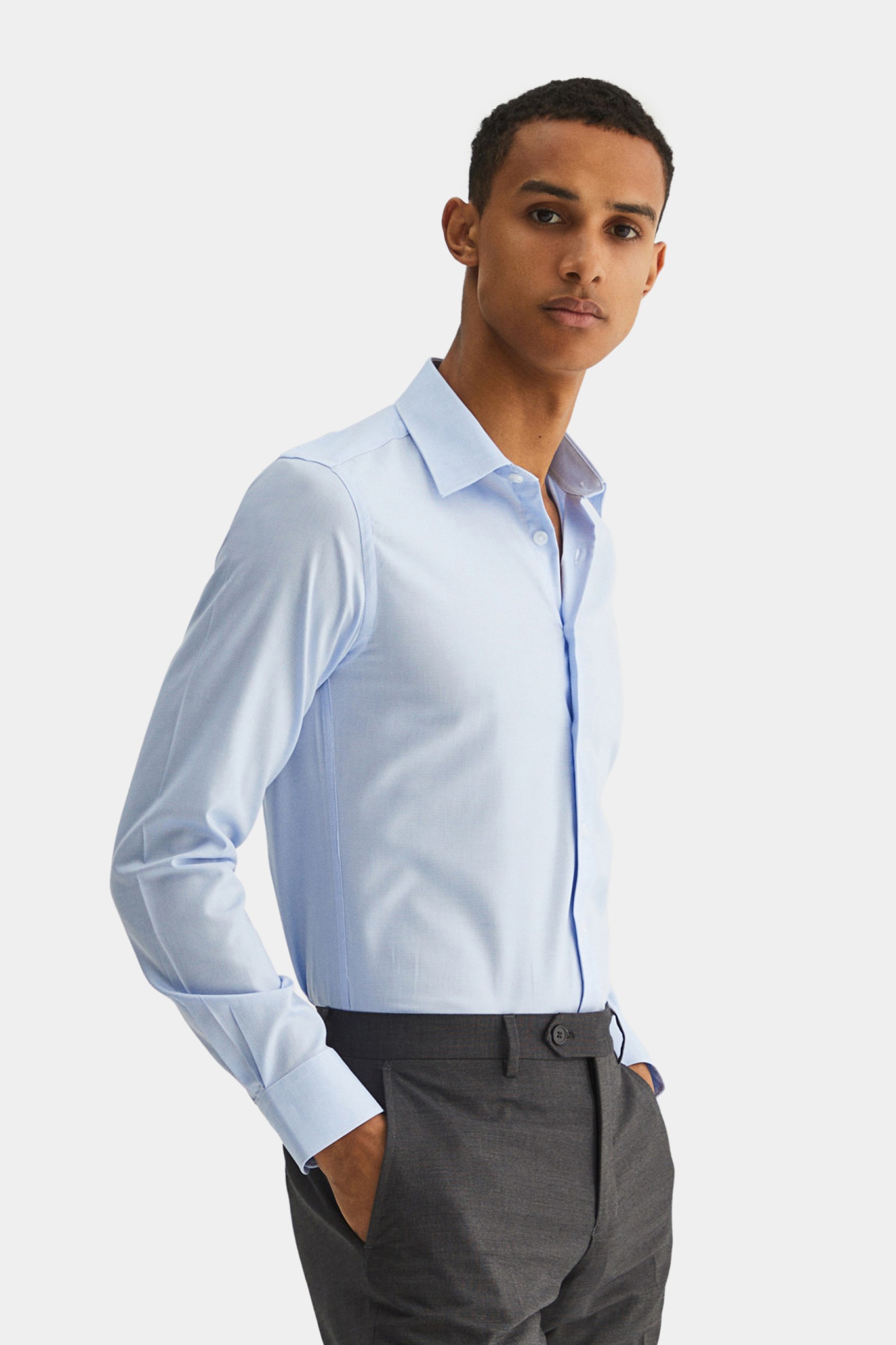 Camisa clásica ajustada