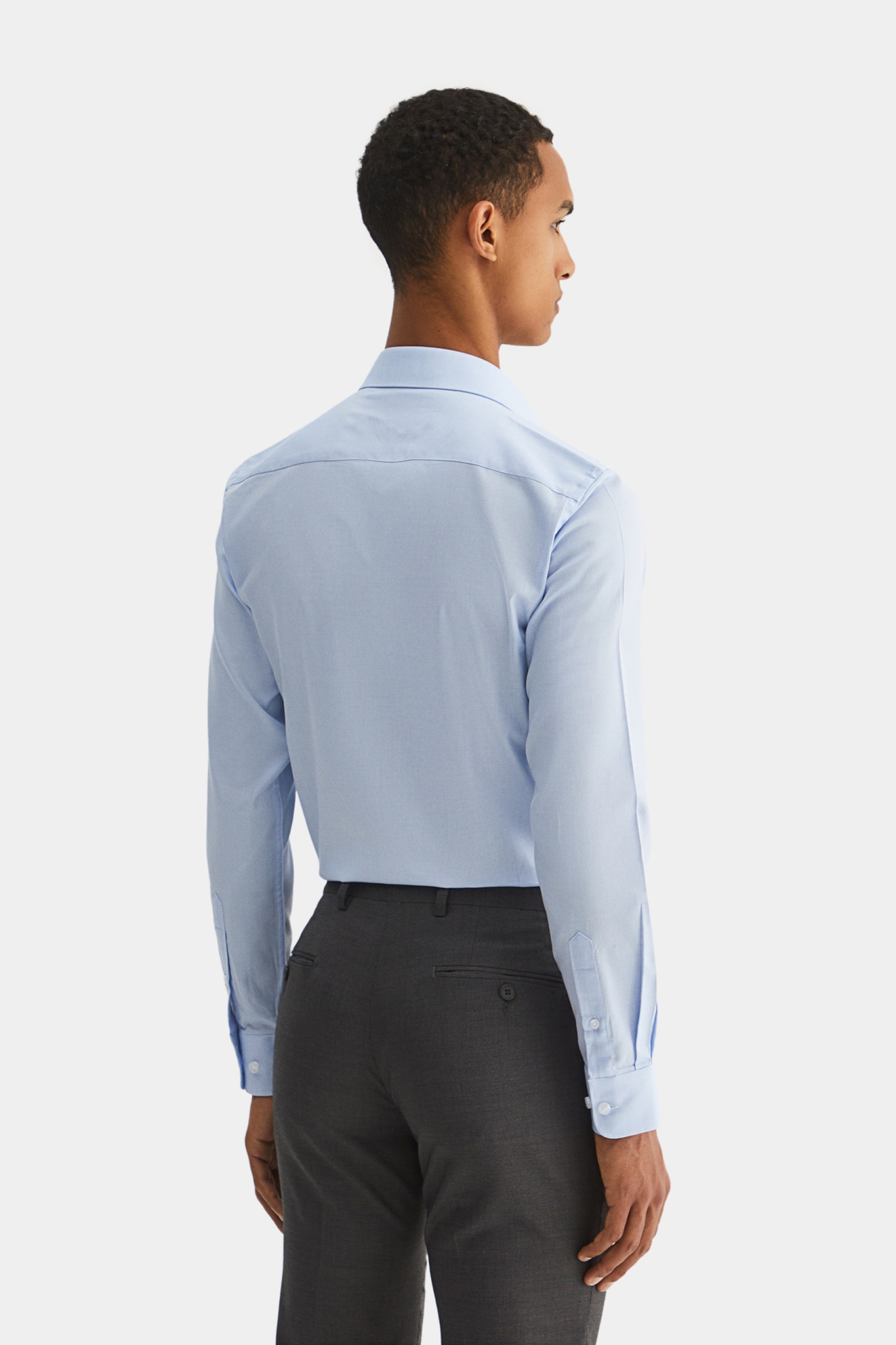 Camisa clásica ajustada