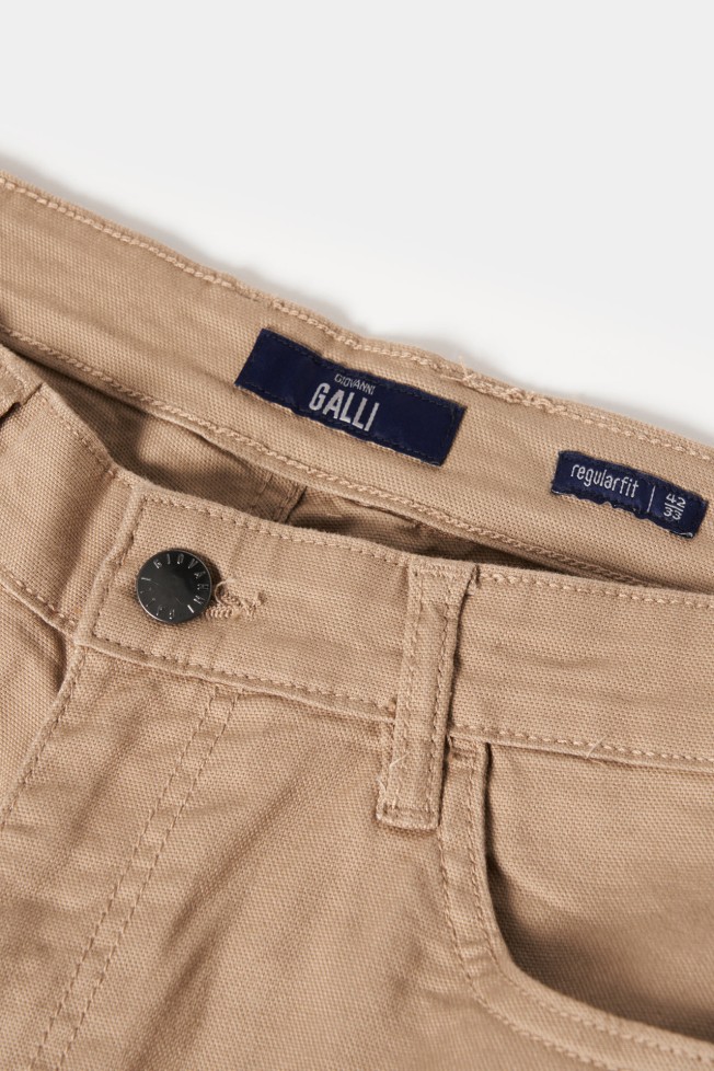 Calça 5 bolsos regular fit Calça 5 bolsos regular fit