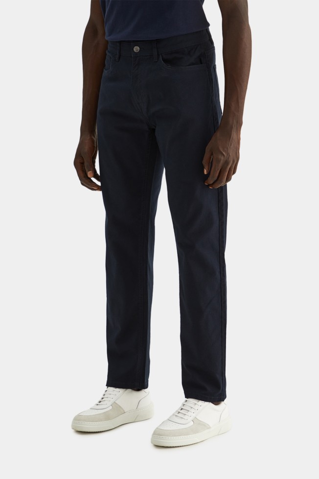 Pantalón regular fit 5 bolsillos  Pantalón regular fit 5 bolsillos