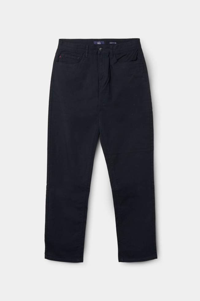 Pantalón regular fit 5 bolsillos  Pantalón regular fit 5 bolsillos