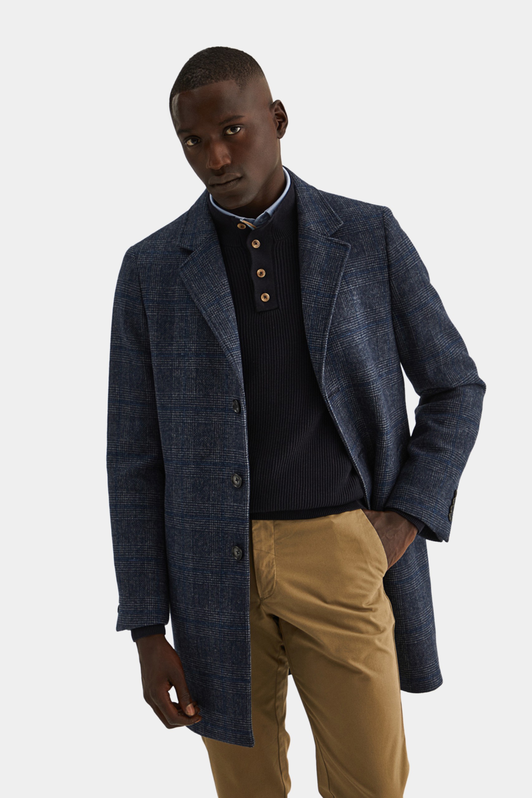 Abrigo clásico de corte regular