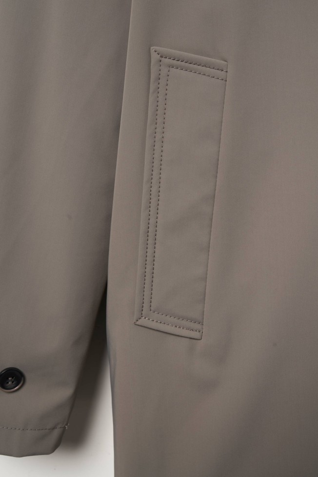 Gabardina de tejido técnico Gabardina de tejido técnico
