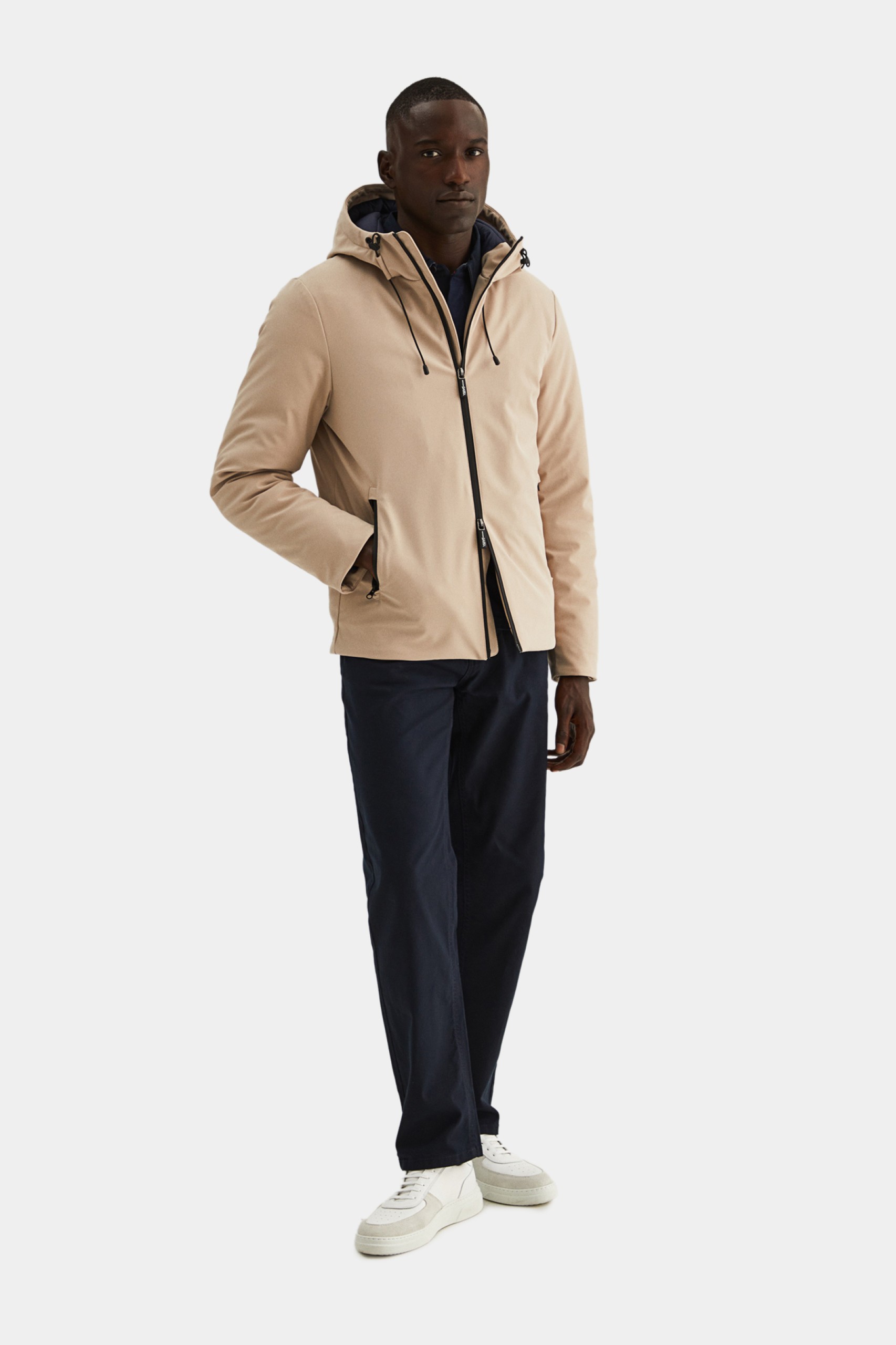 Chaqueta repelente al agua