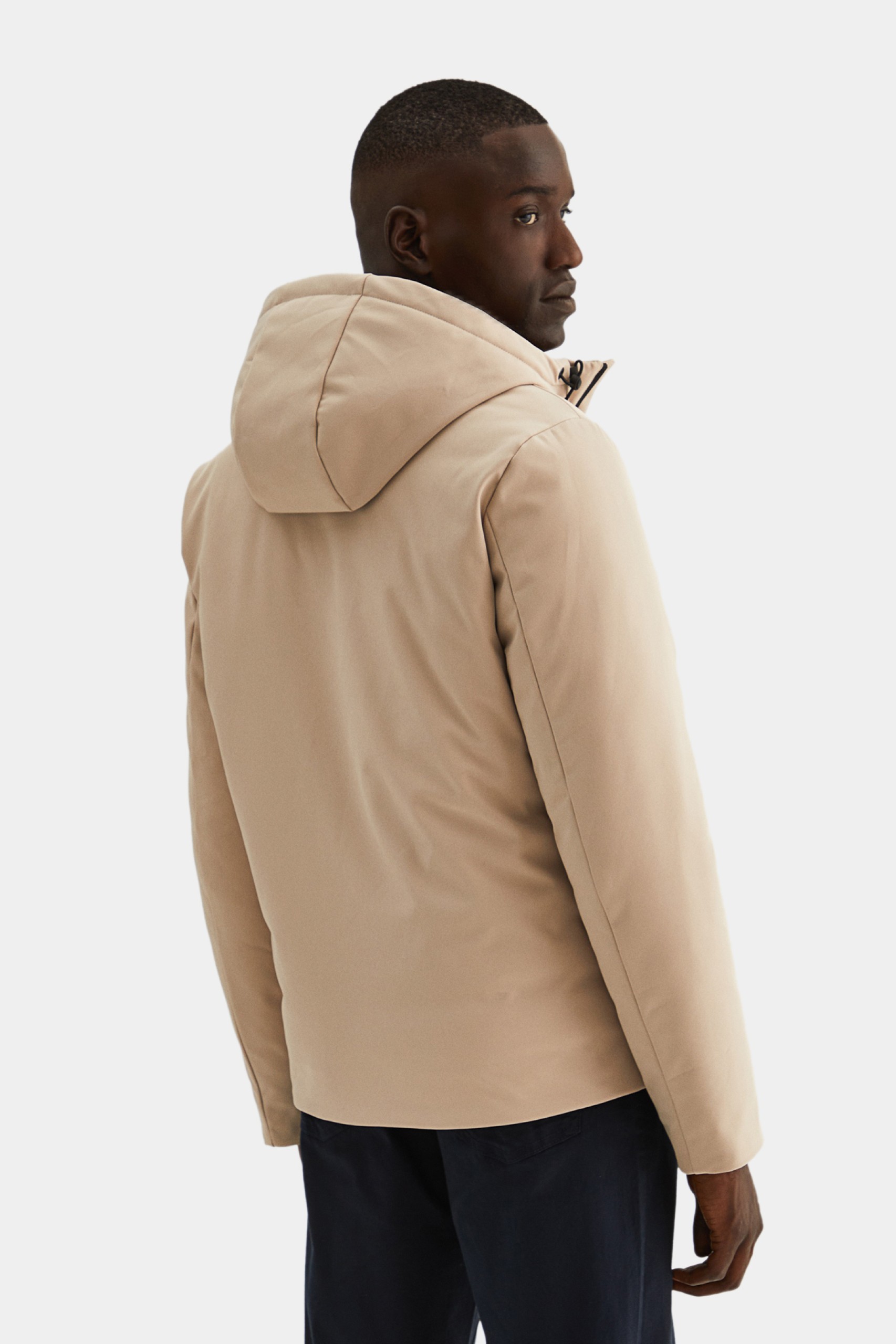 Chaqueta repelente al agua