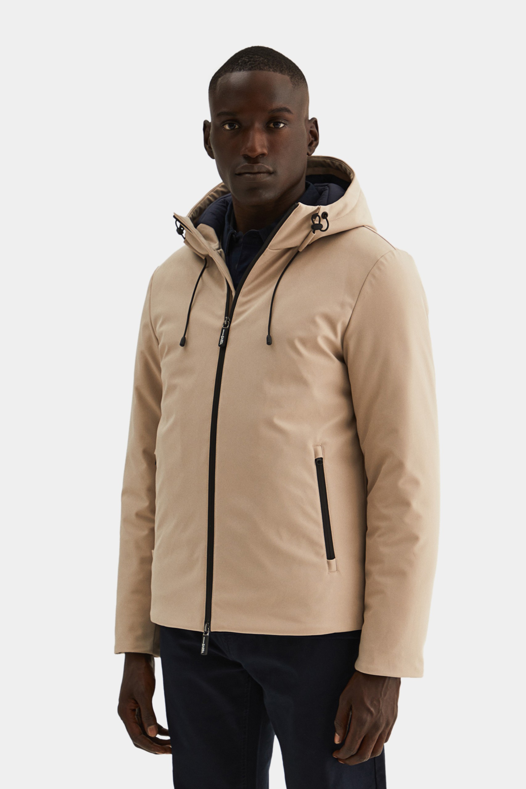 Chaqueta repelente al agua