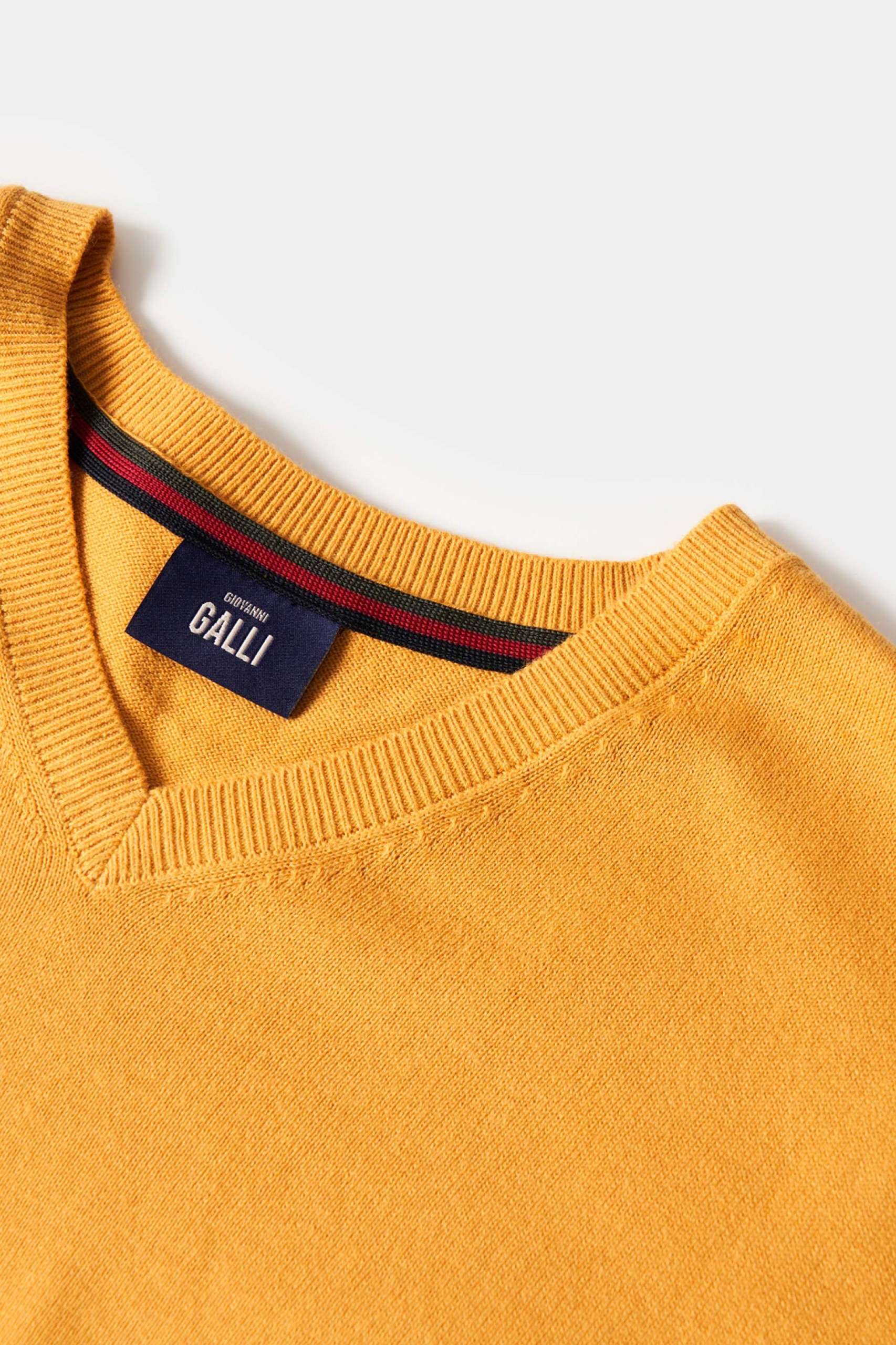 Jersey con cuello en V