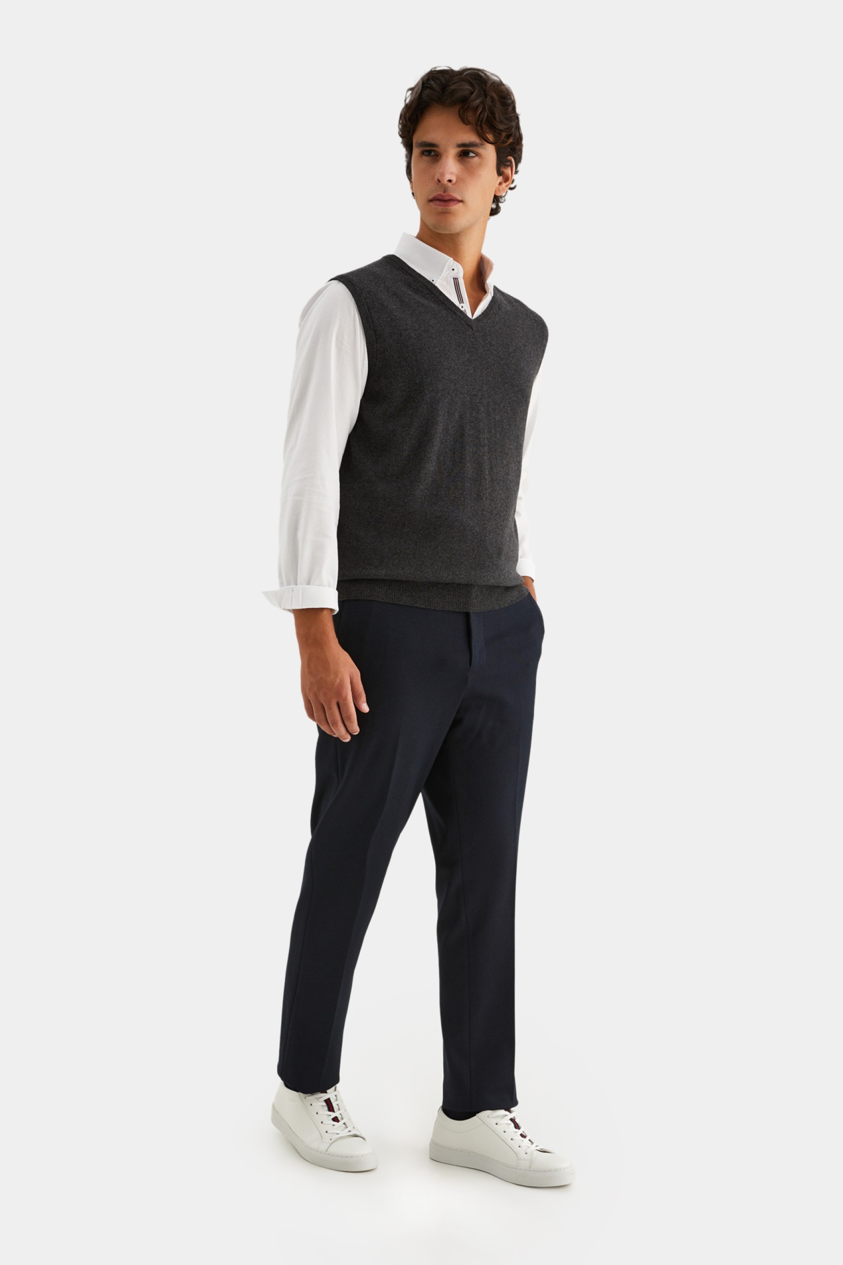 Chaleco de punto con cuello de pico