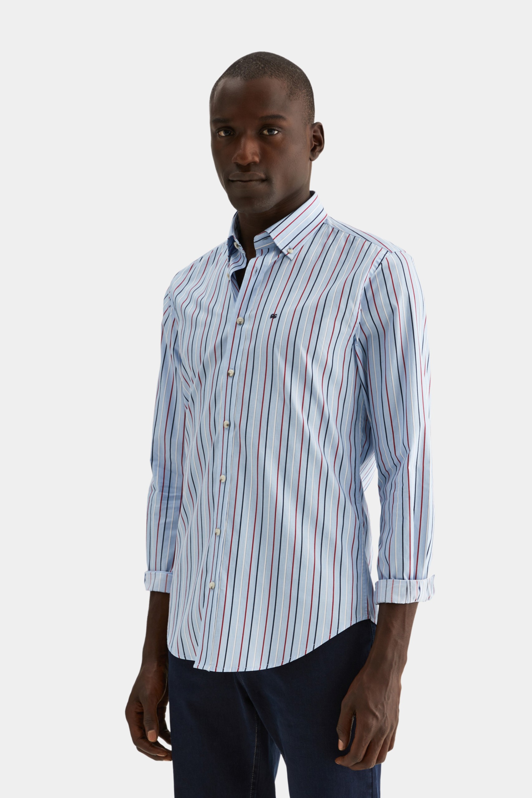 Camisa slim fit 100% algodón